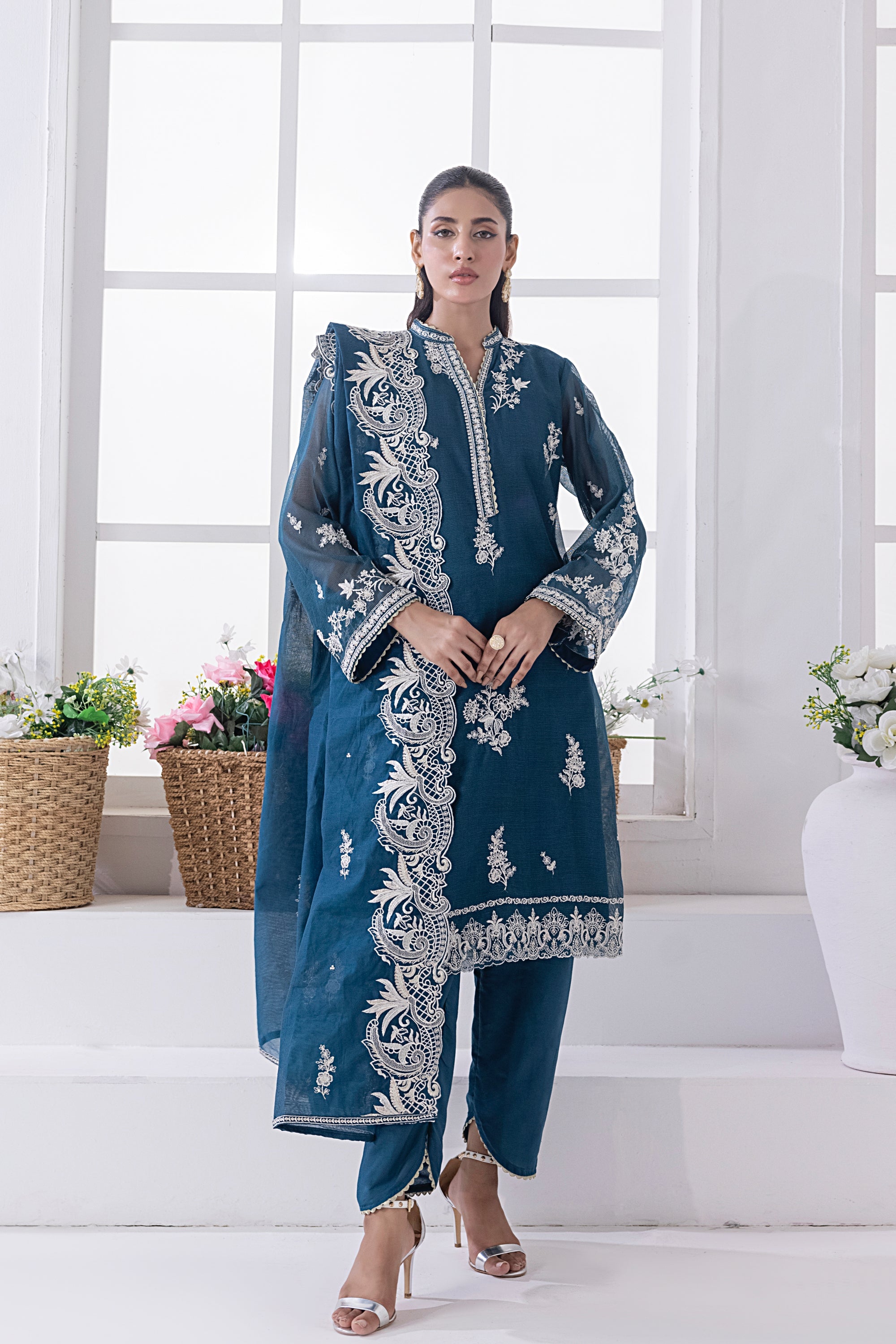khaddi net Kurta Set in Navy blue