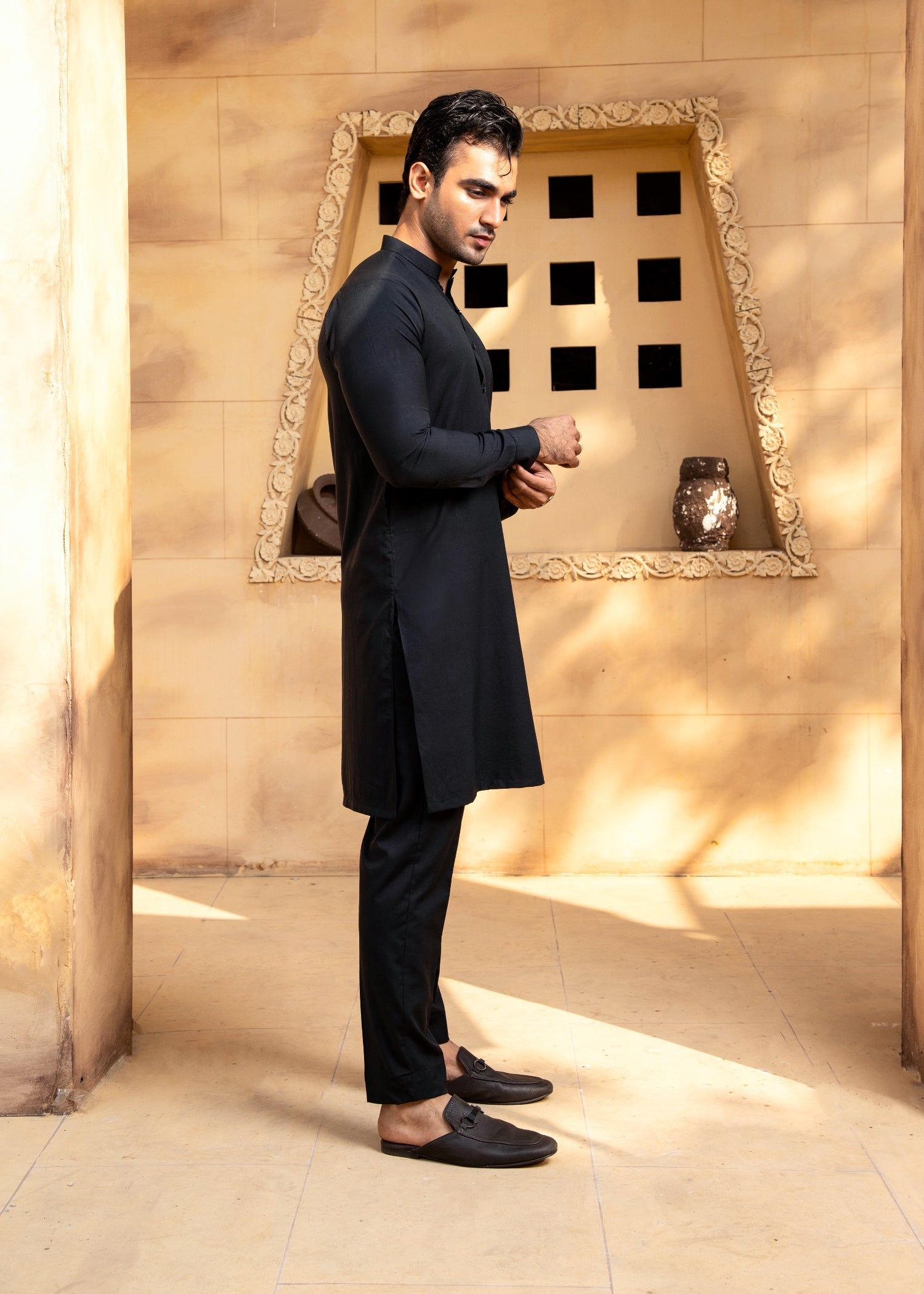 boski Kurta Set in Black by Shahjahan