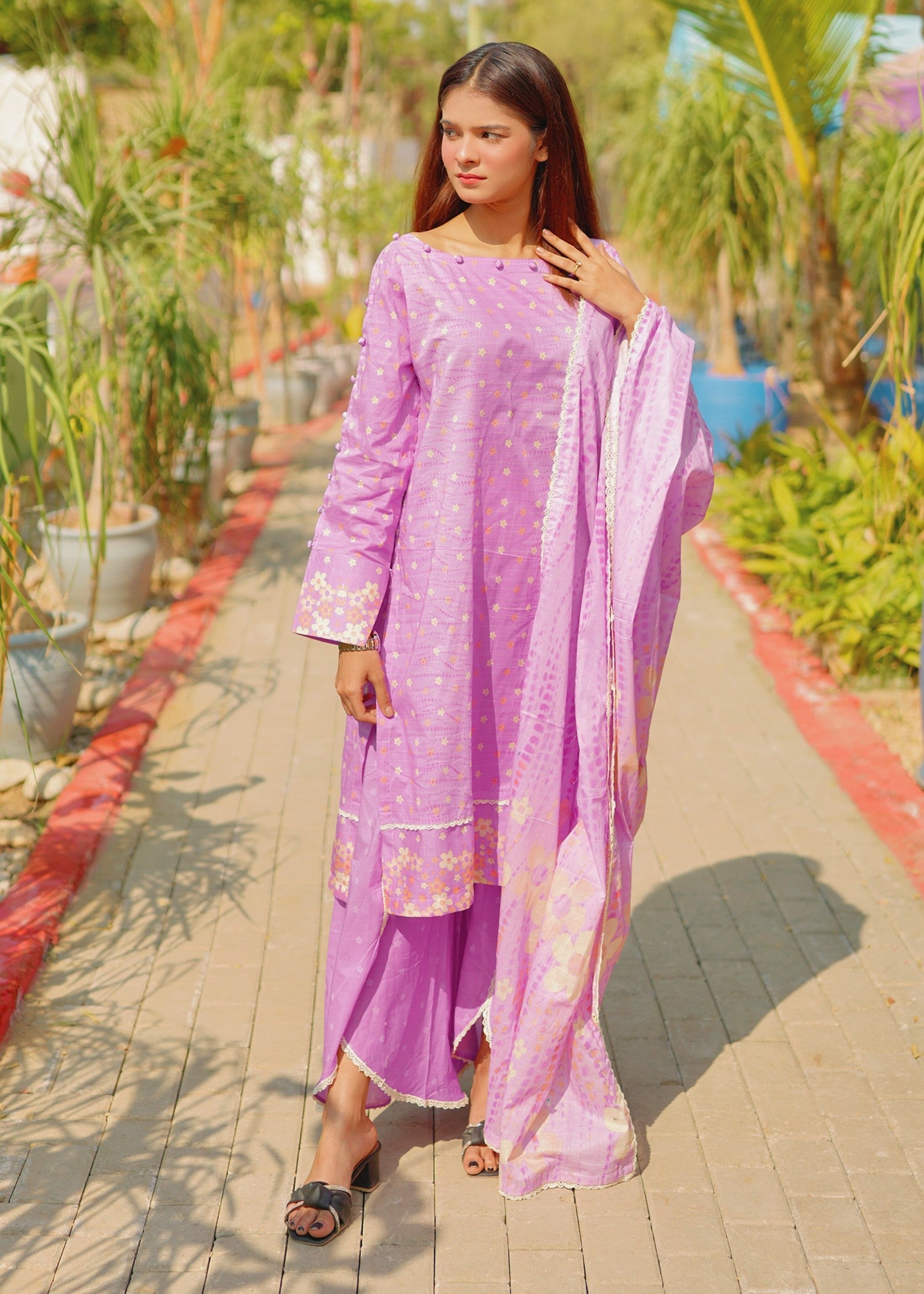 lawn Unstitched in Lavender pink