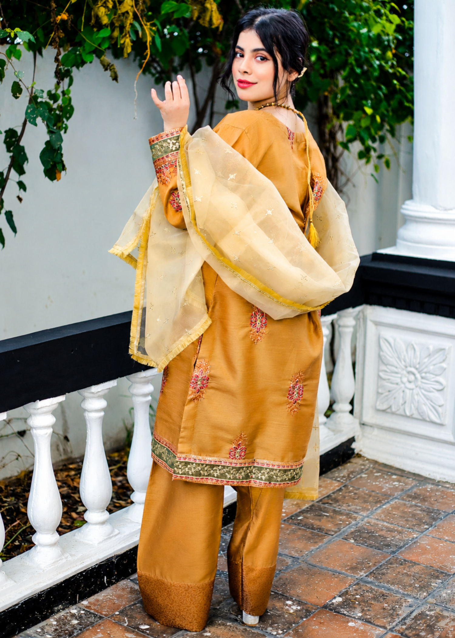 pk raw silk Kurti in Beeswax, amber