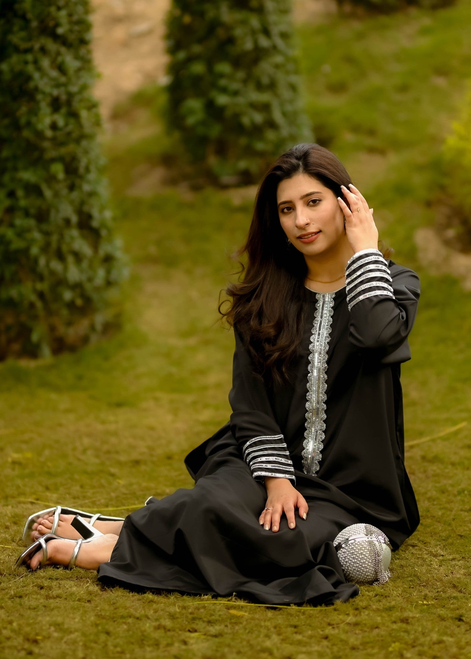 silk Kaftan in Jet black