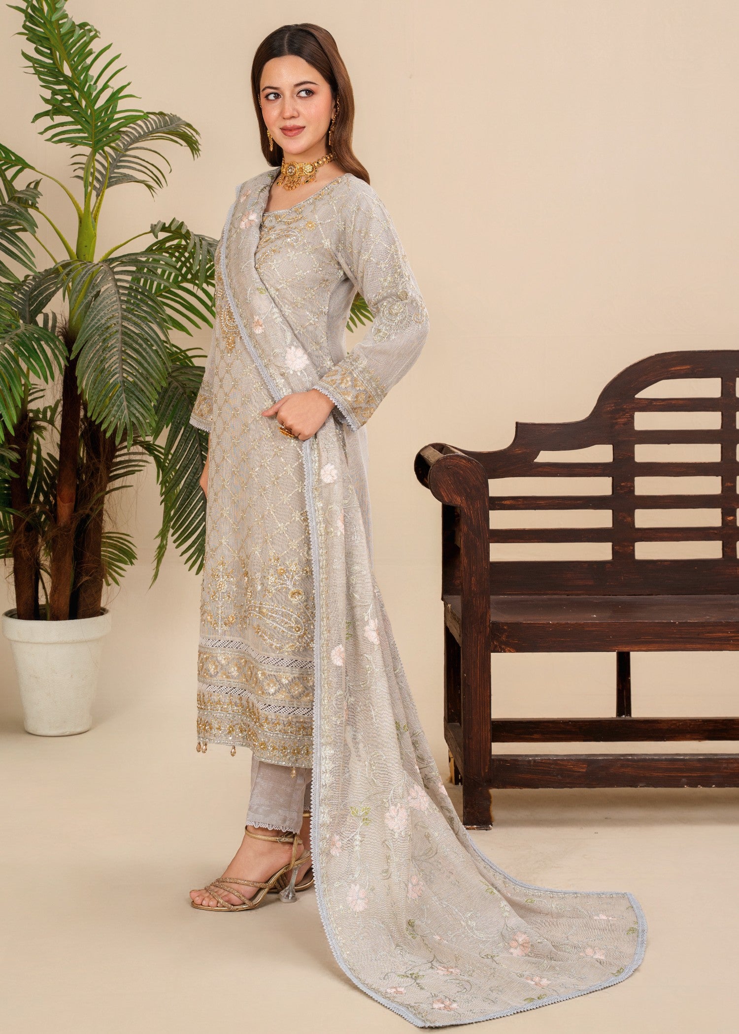 khaddi net Kurta Set in Pastel grey