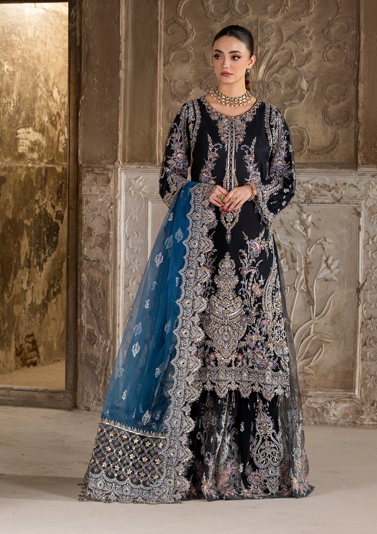 net Sharara in Black