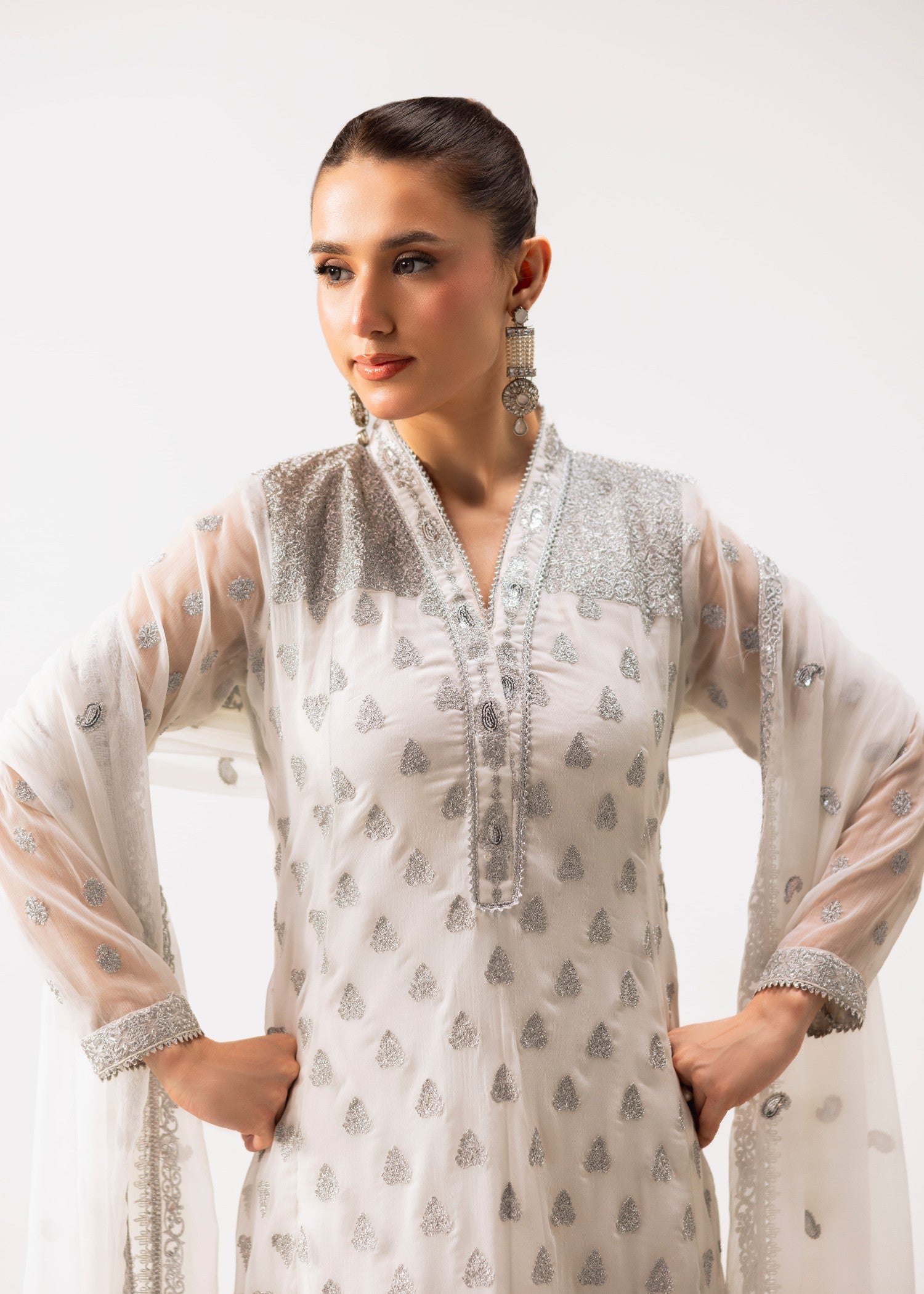 chiffon silk Pishwas in White