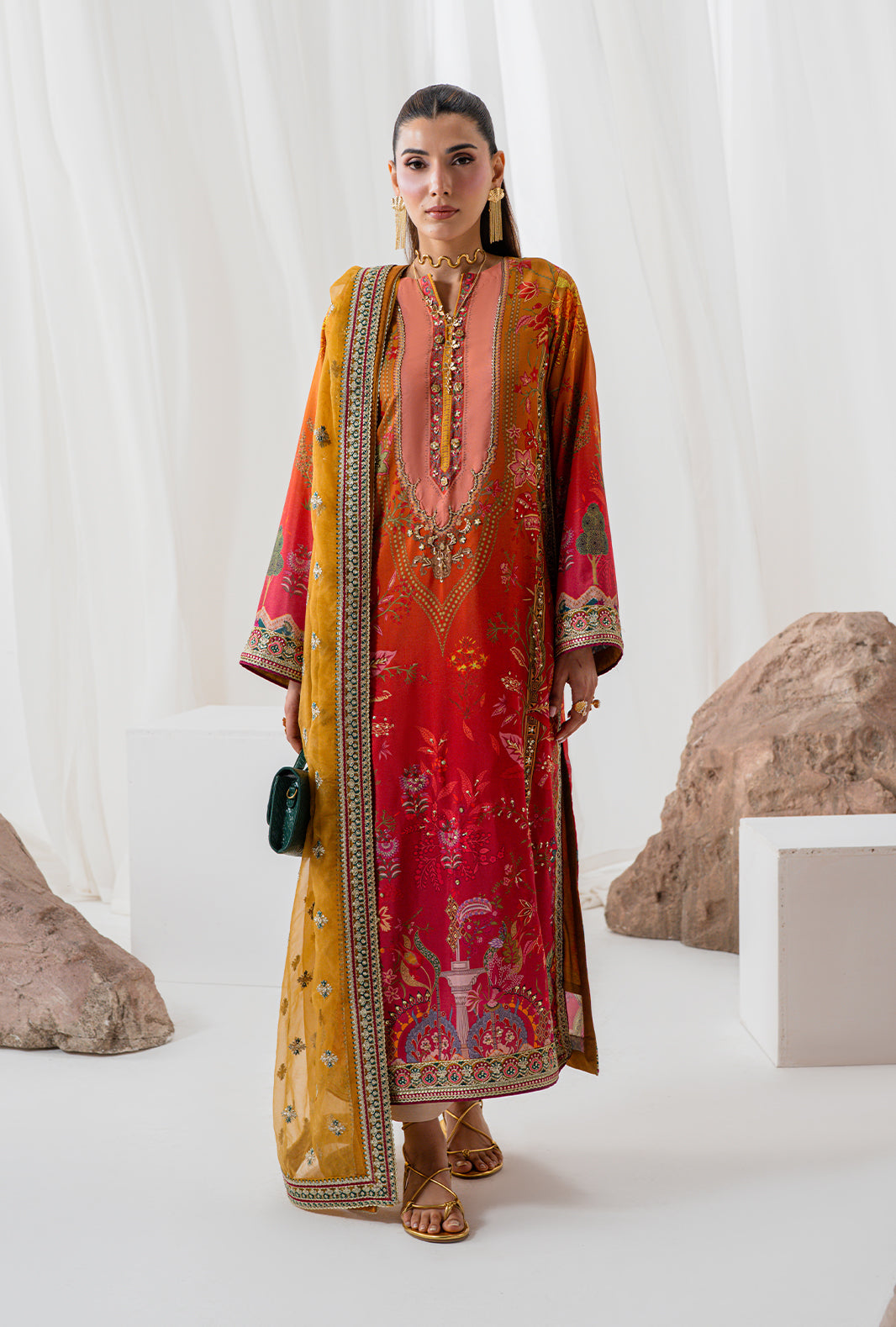 Luxe Silk Formals – Nova