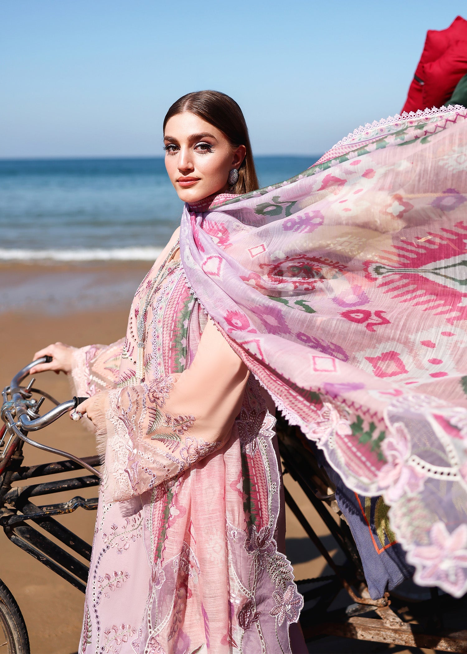 Breeze Festive Luxury Lawn – TALI 3-A