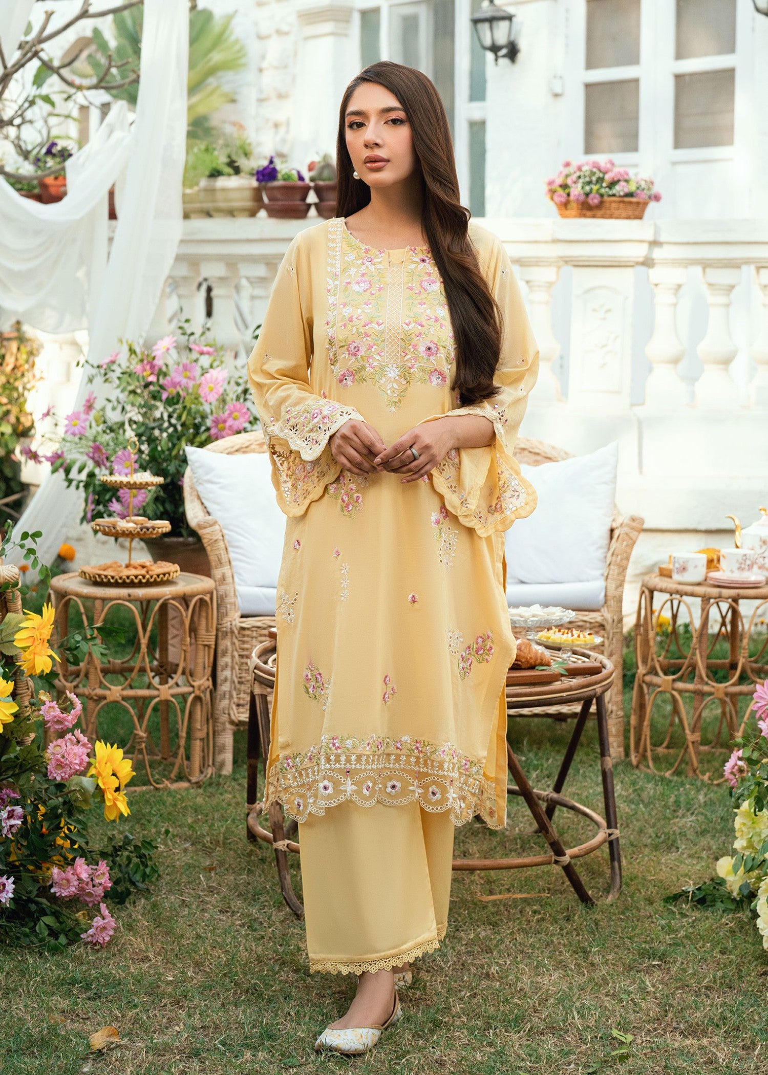 cotton Kurta Set in Blonde