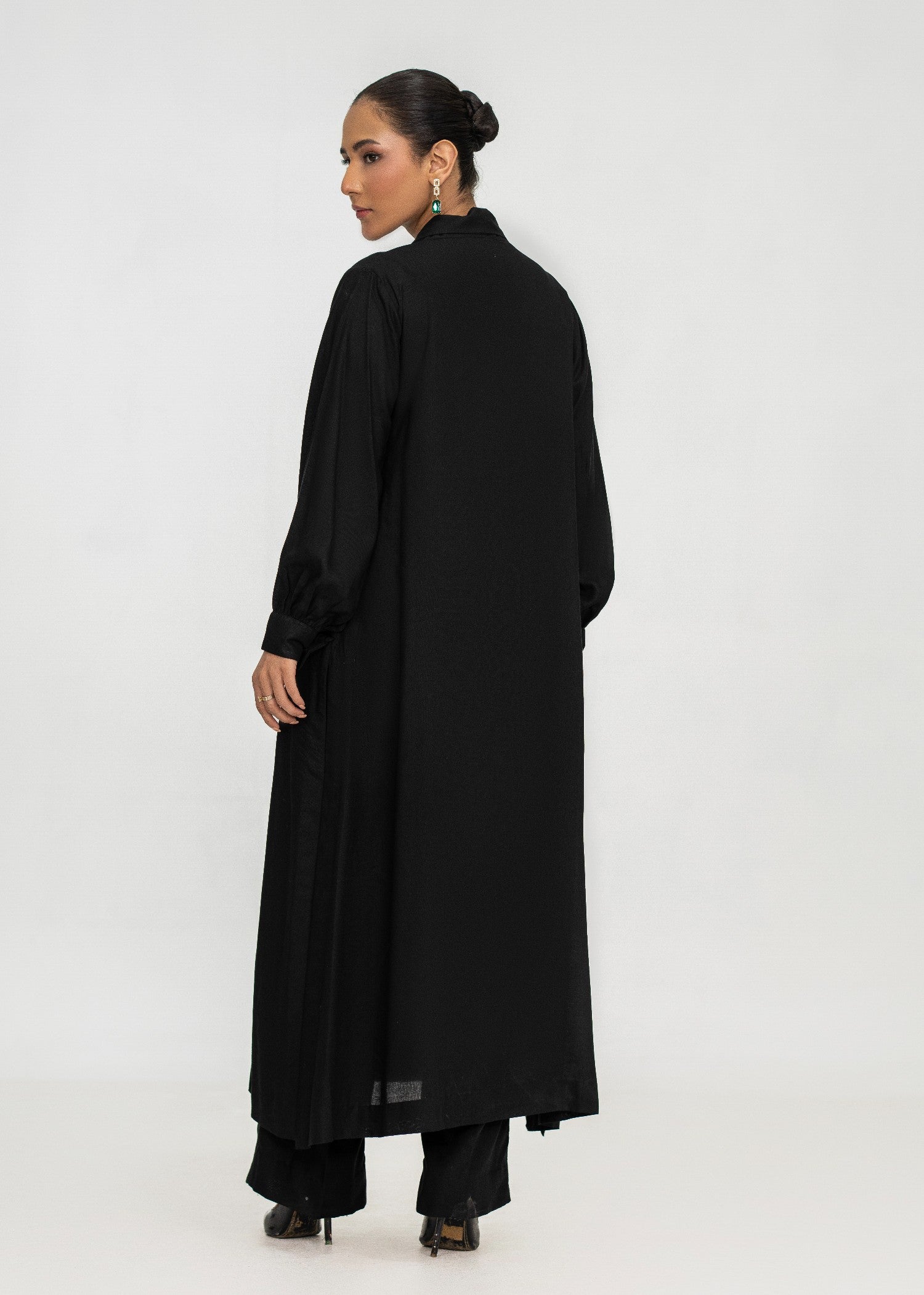 arabic lawn Gown in Black