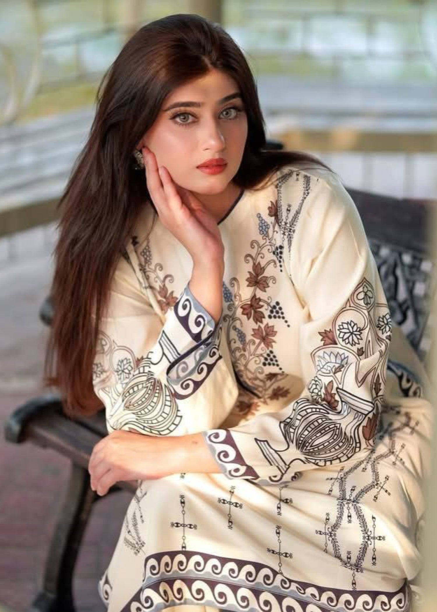 poly lawn Kurta Set in Off-white