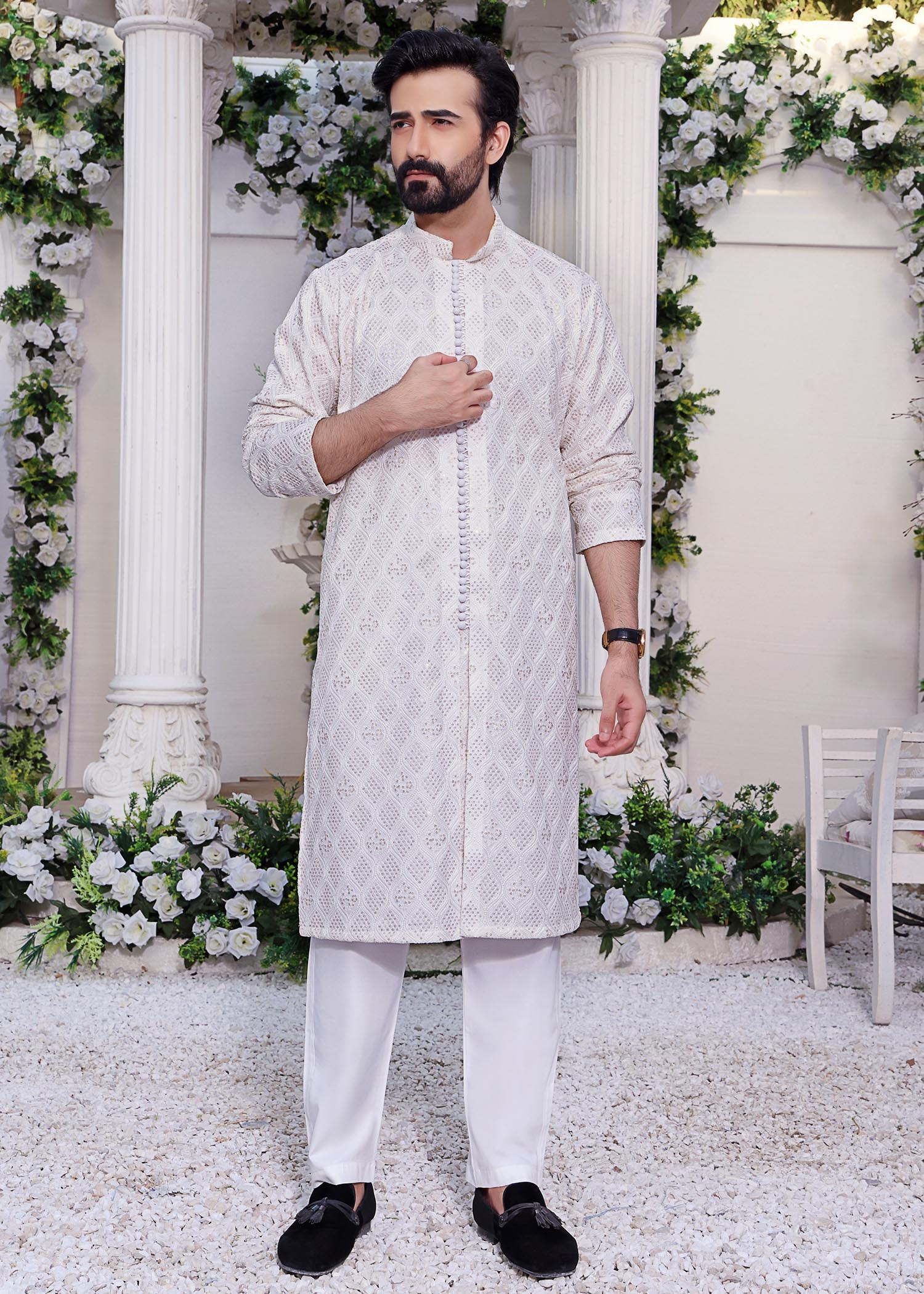 masuri Kurta Set in Off-white