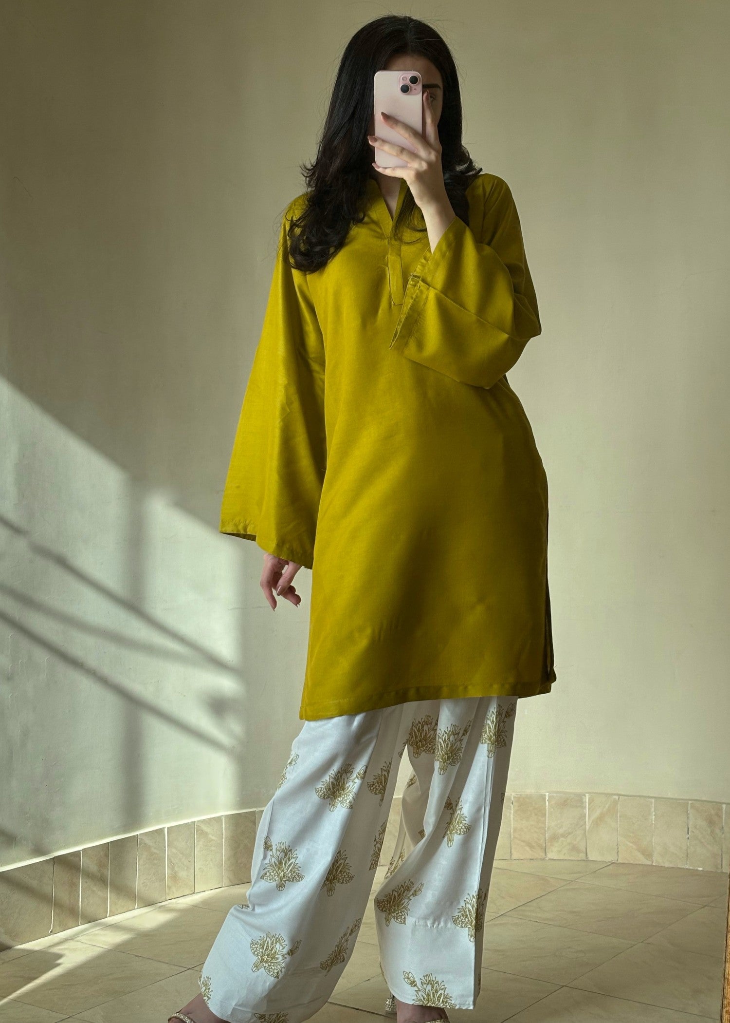 arabic lawn Kurta Set in Apple green
