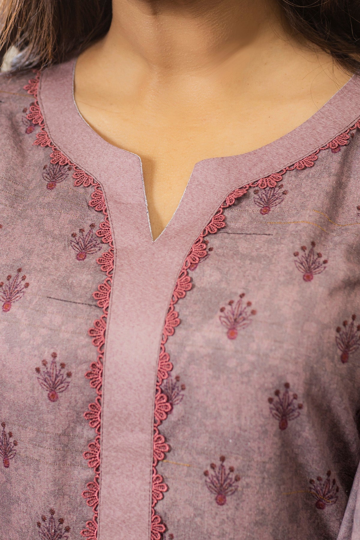 lawn voile Kurta Set in Lilac