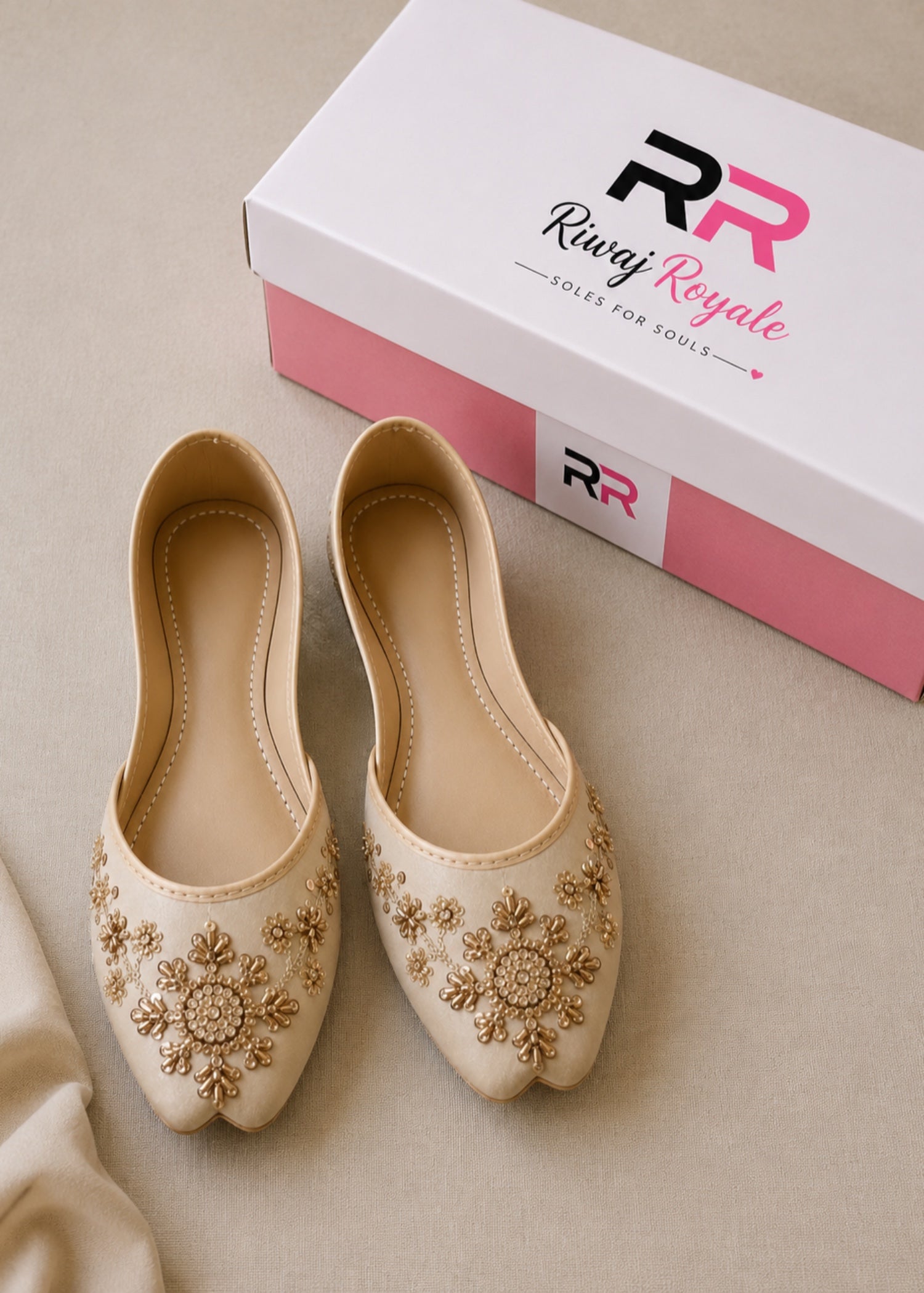 Khussa in Champagne by - High Quality Women Khussa GQN7879