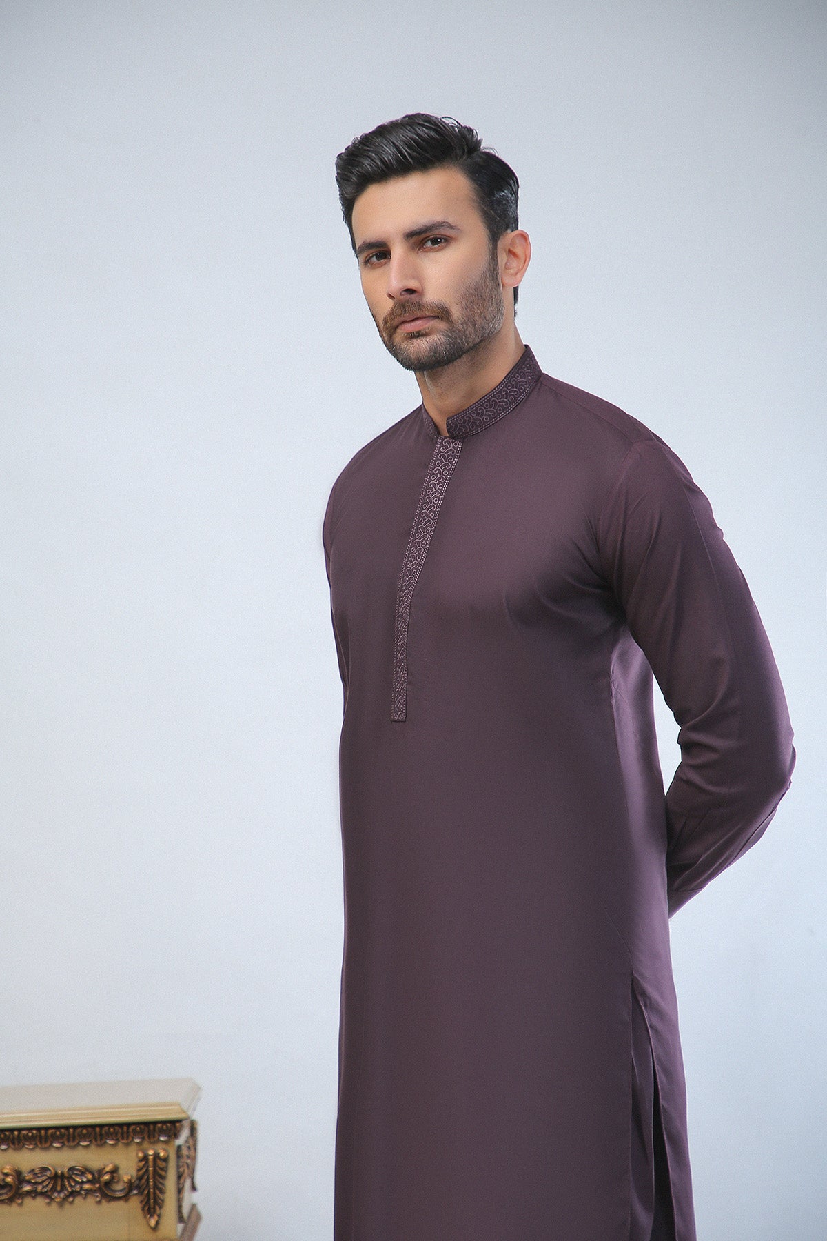 wash & wear Shalwar Kameez in Burgundy
