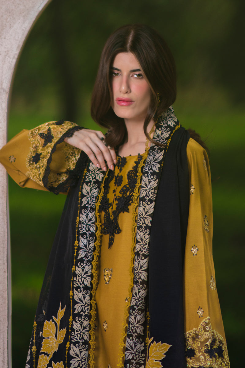 Luxury Lawn Eid Edit – Mahi