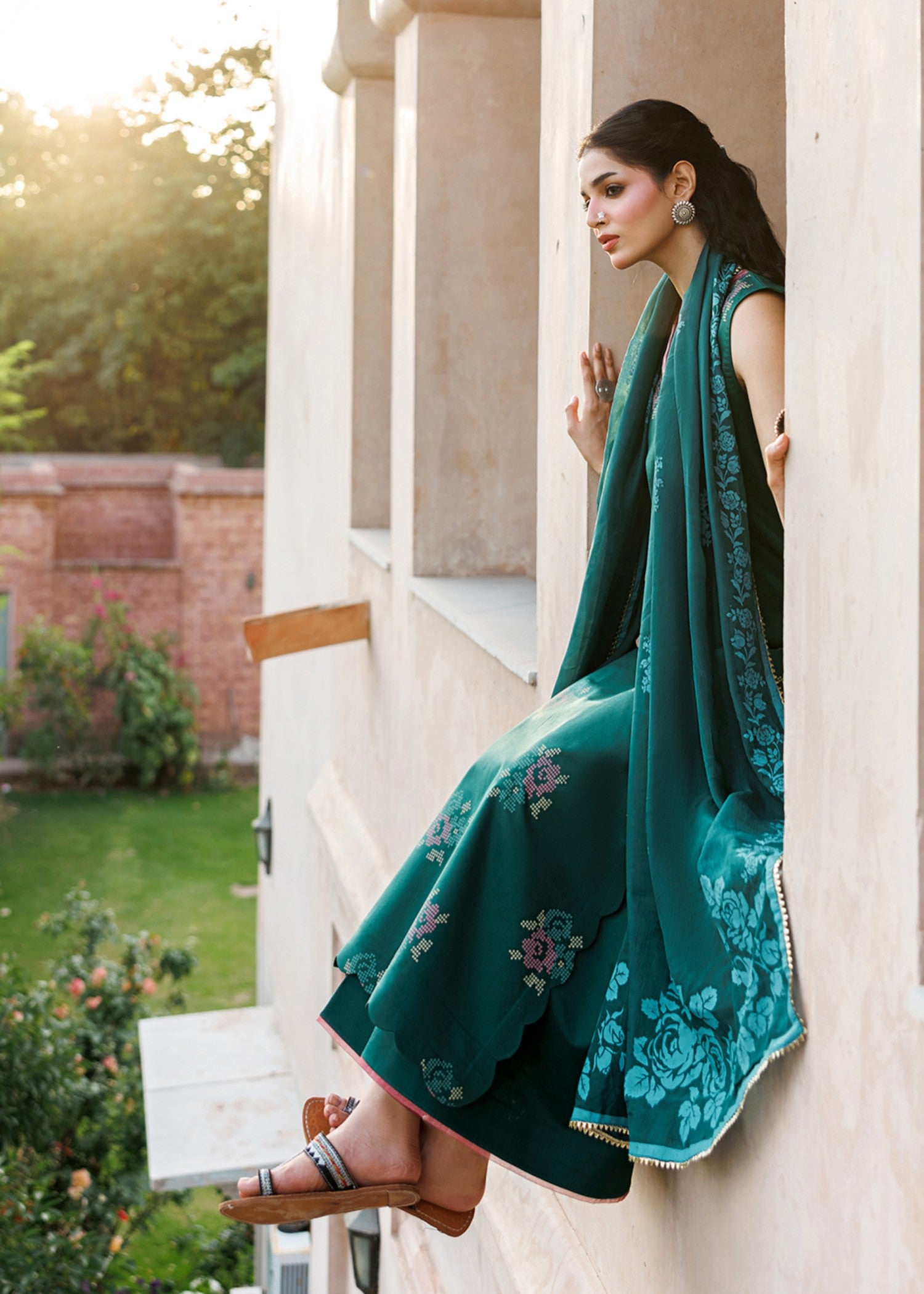 lawn cotton Kurta Set in Pine green