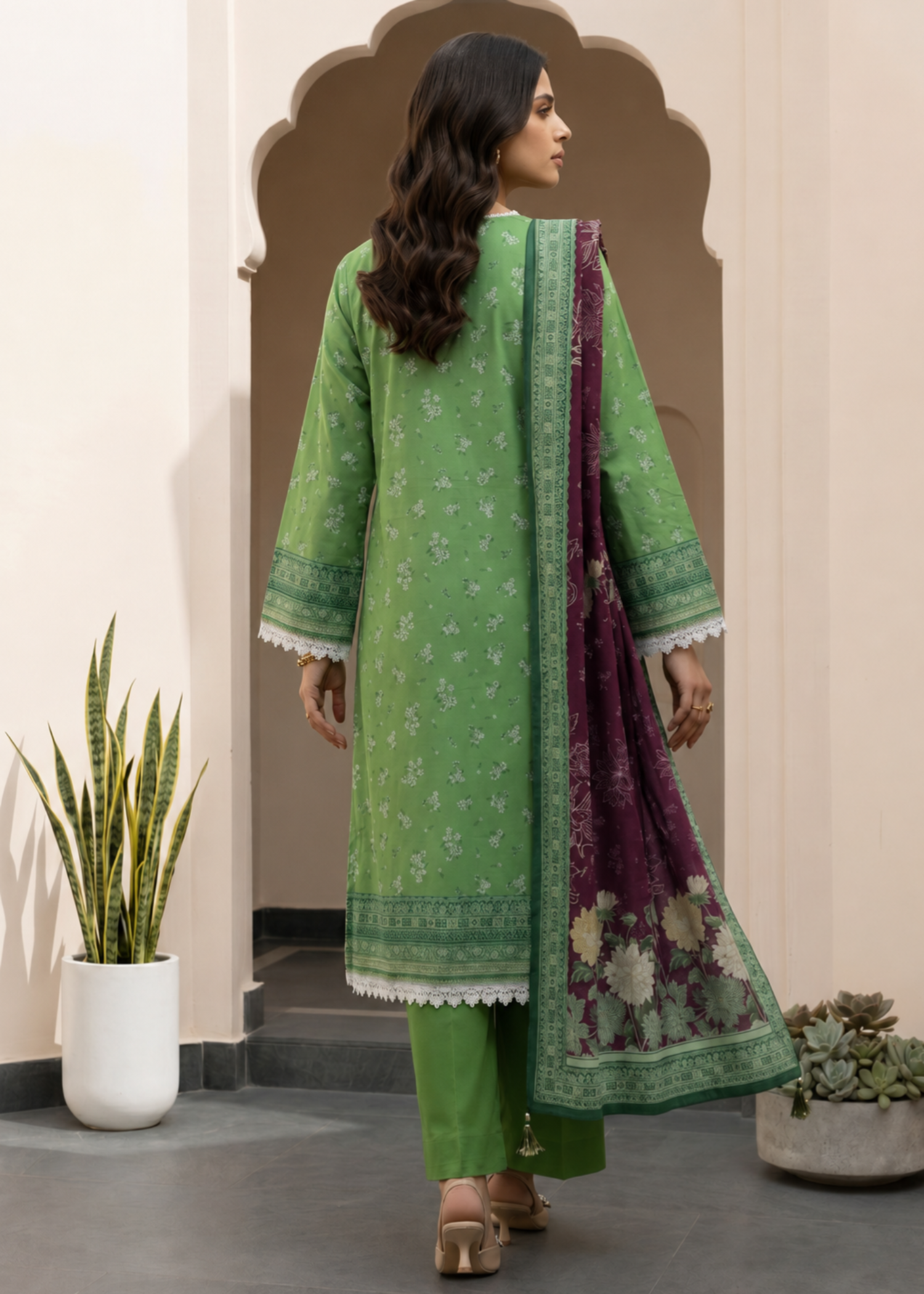 lawn Unstitched in Kelly green