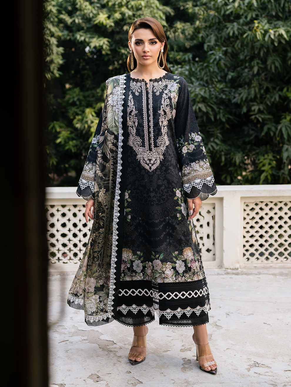 Elara Lawn – VELLICHOR