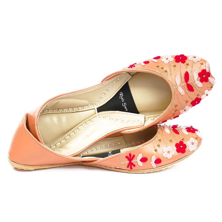 Khussa in Peach orange by - High Quality Women Khussa MAT3487