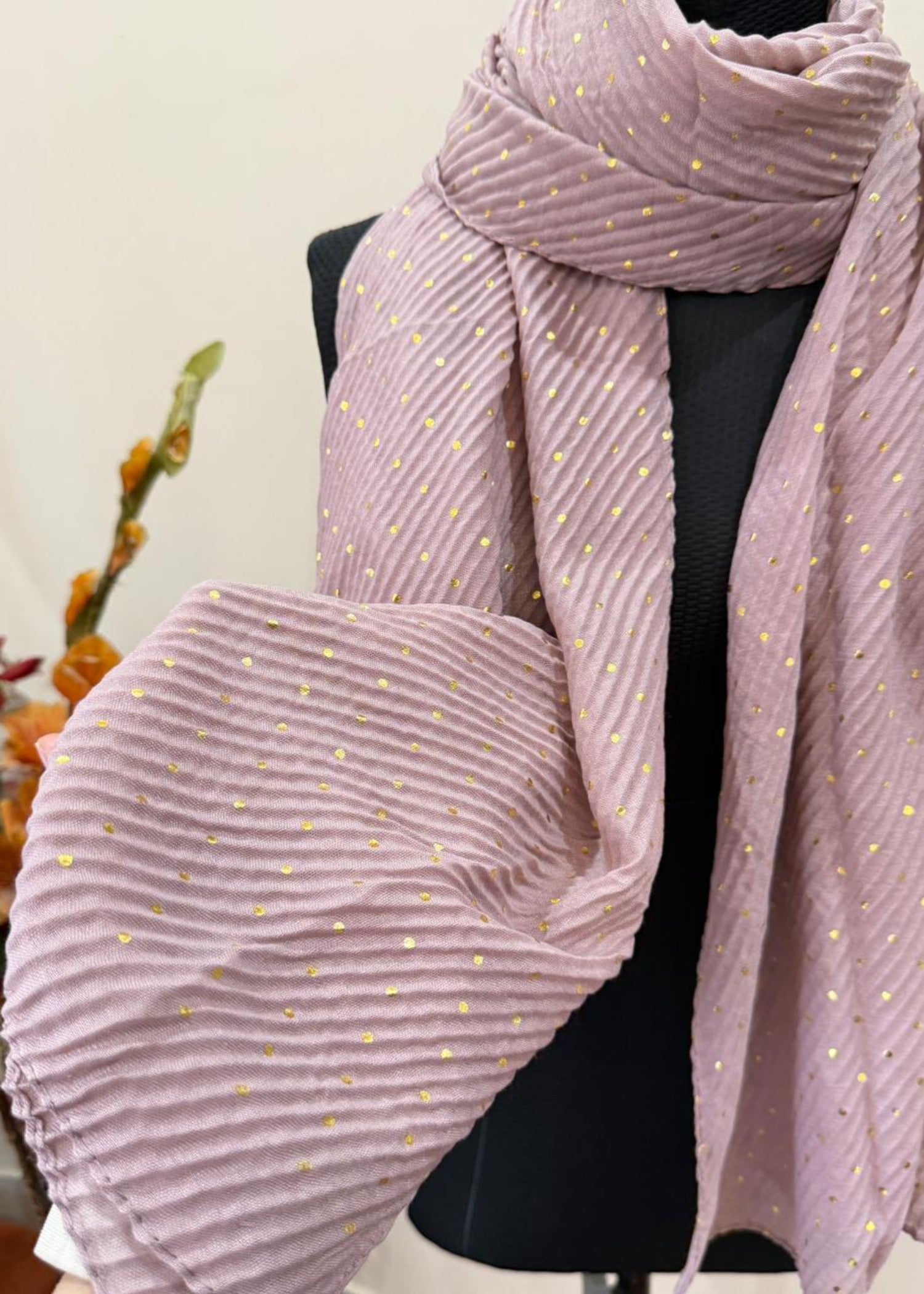 textured lawn Hijab in Orchid pink