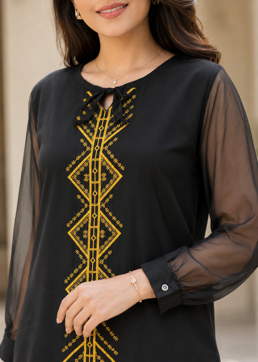 polyester chiffon Top in Black