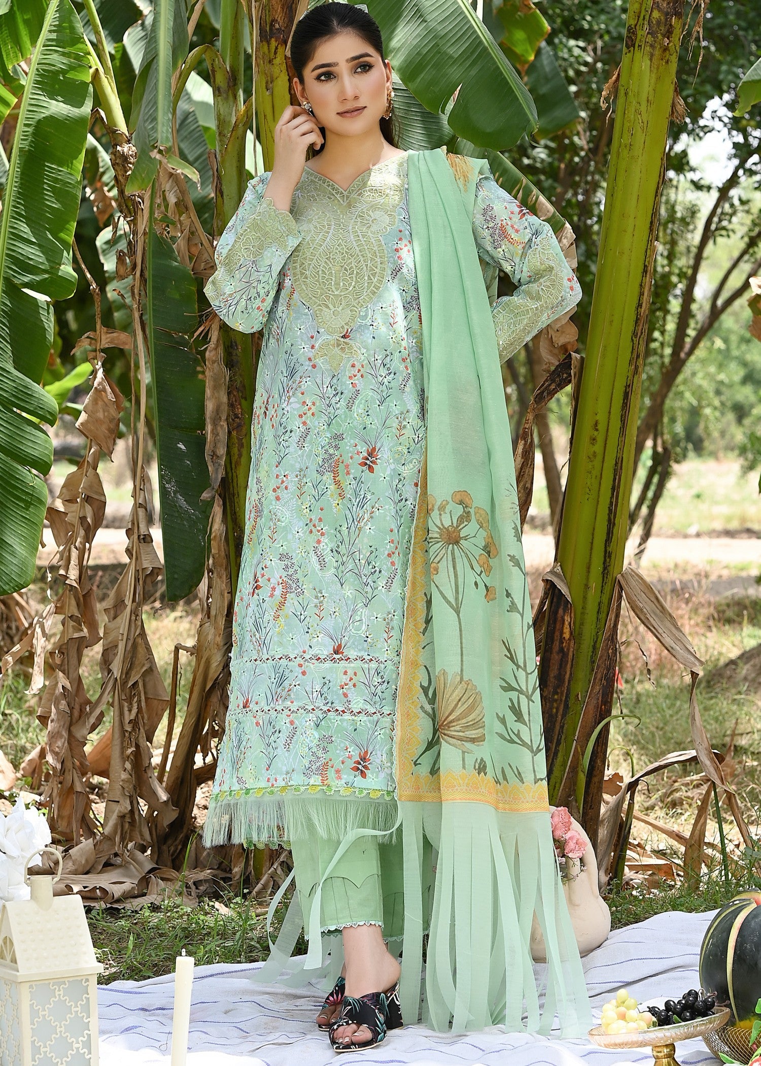 chikankari cotton Unstitched in Moss green