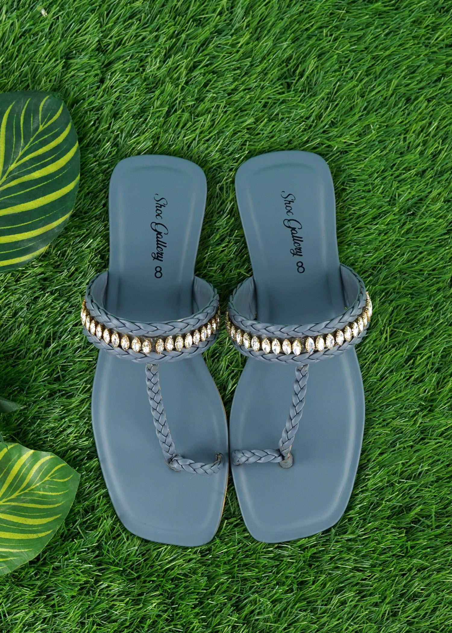 Kolapuri in Slate grey by - High Quality Women Kolapuri DPL3964