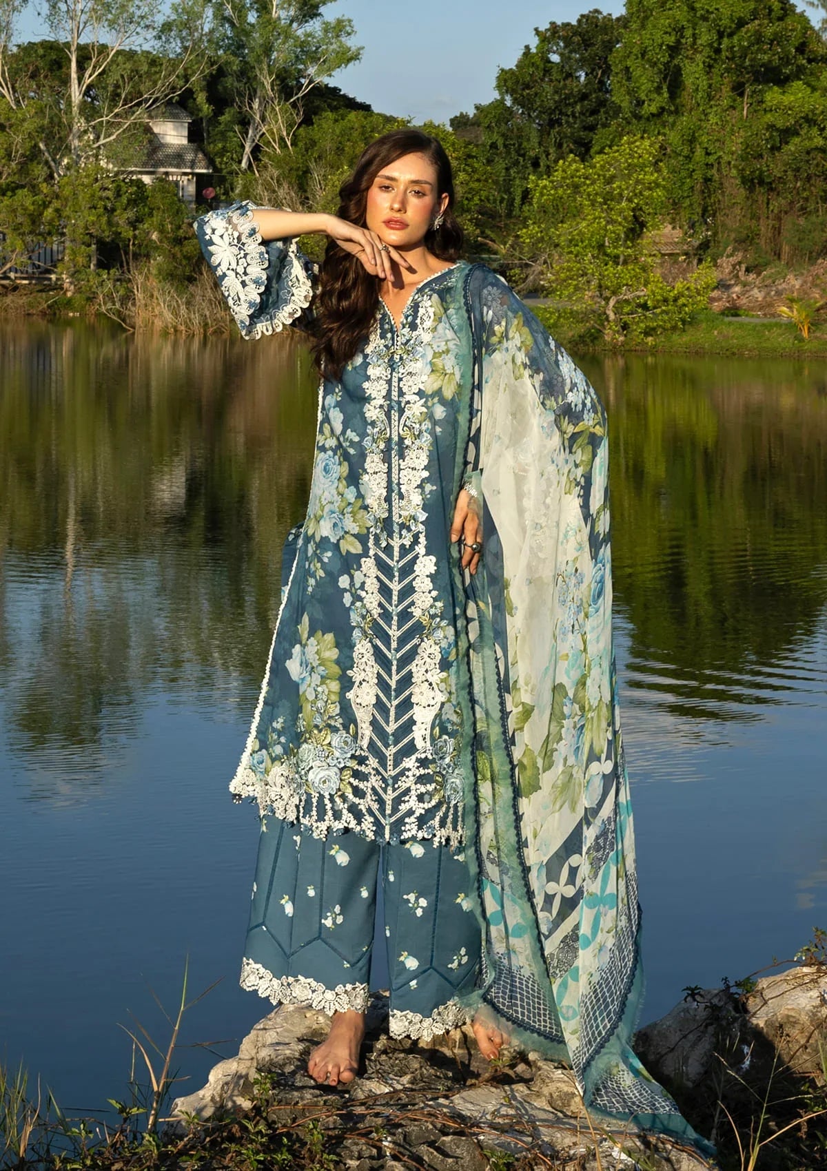 Signature Embroidered Lawn Prints – ESA-7B SEA ENCHANTRESS