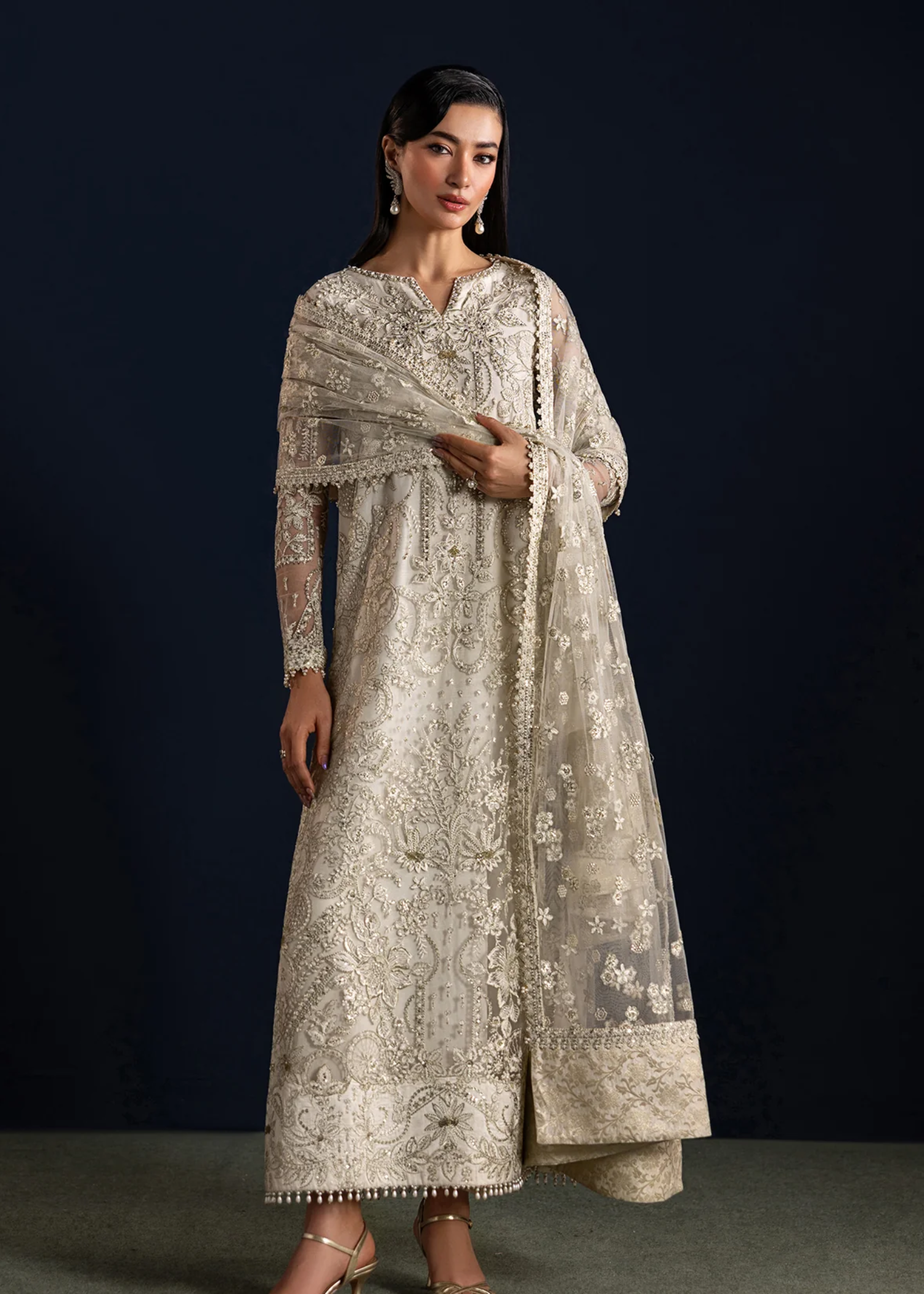 net Unstitched in Pearl white