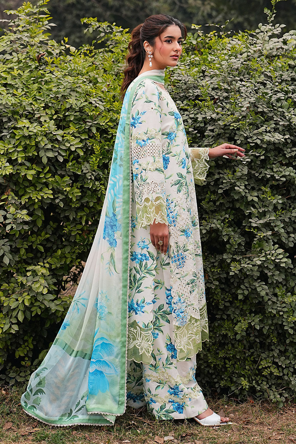 Dhanak Lawn – DH-109