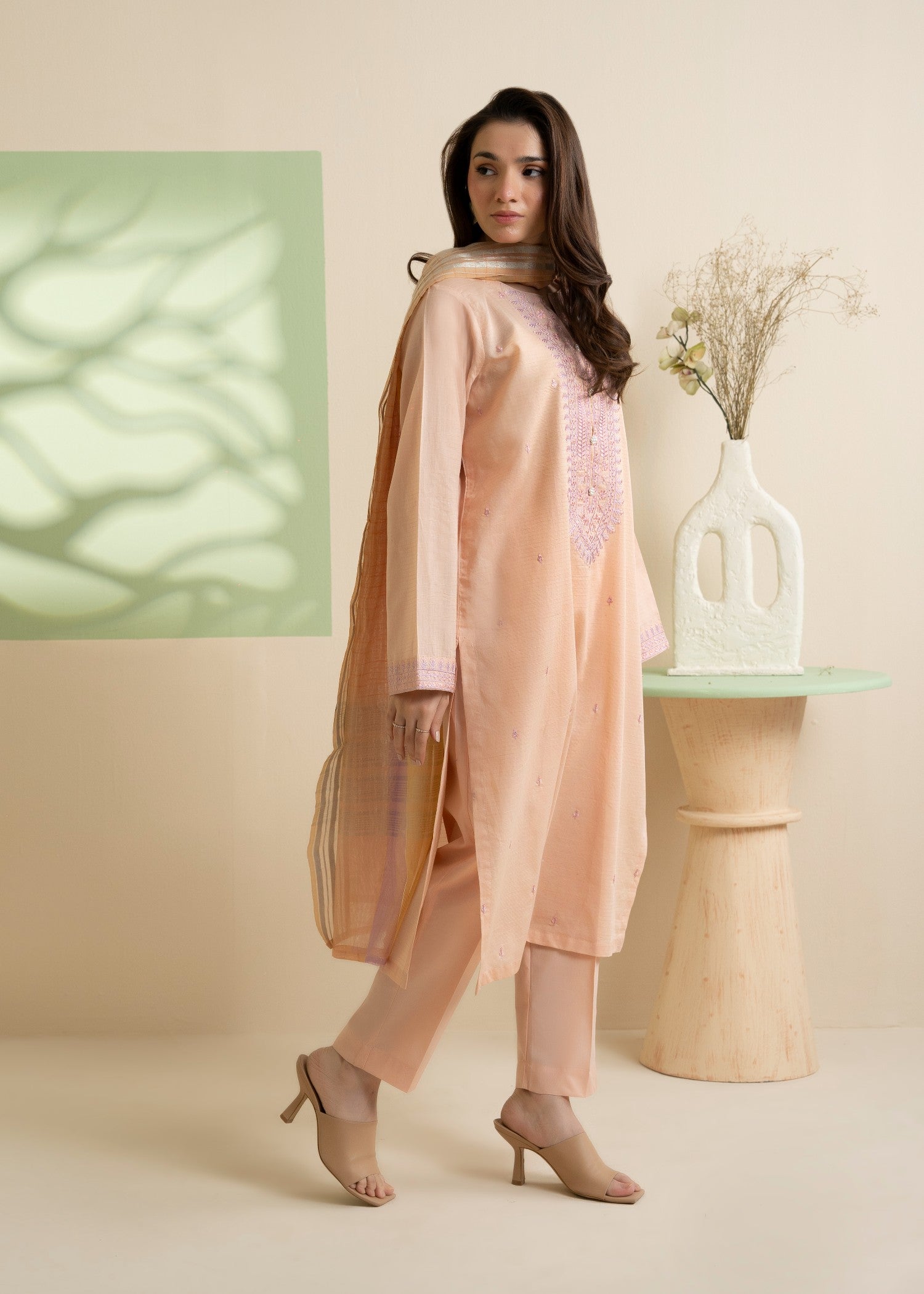textured lawn Kurta Set in Peach pink