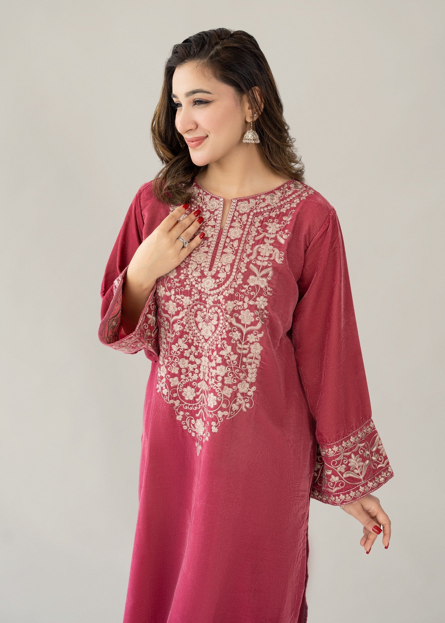 velvet Kurta Set in Tea rose pink
