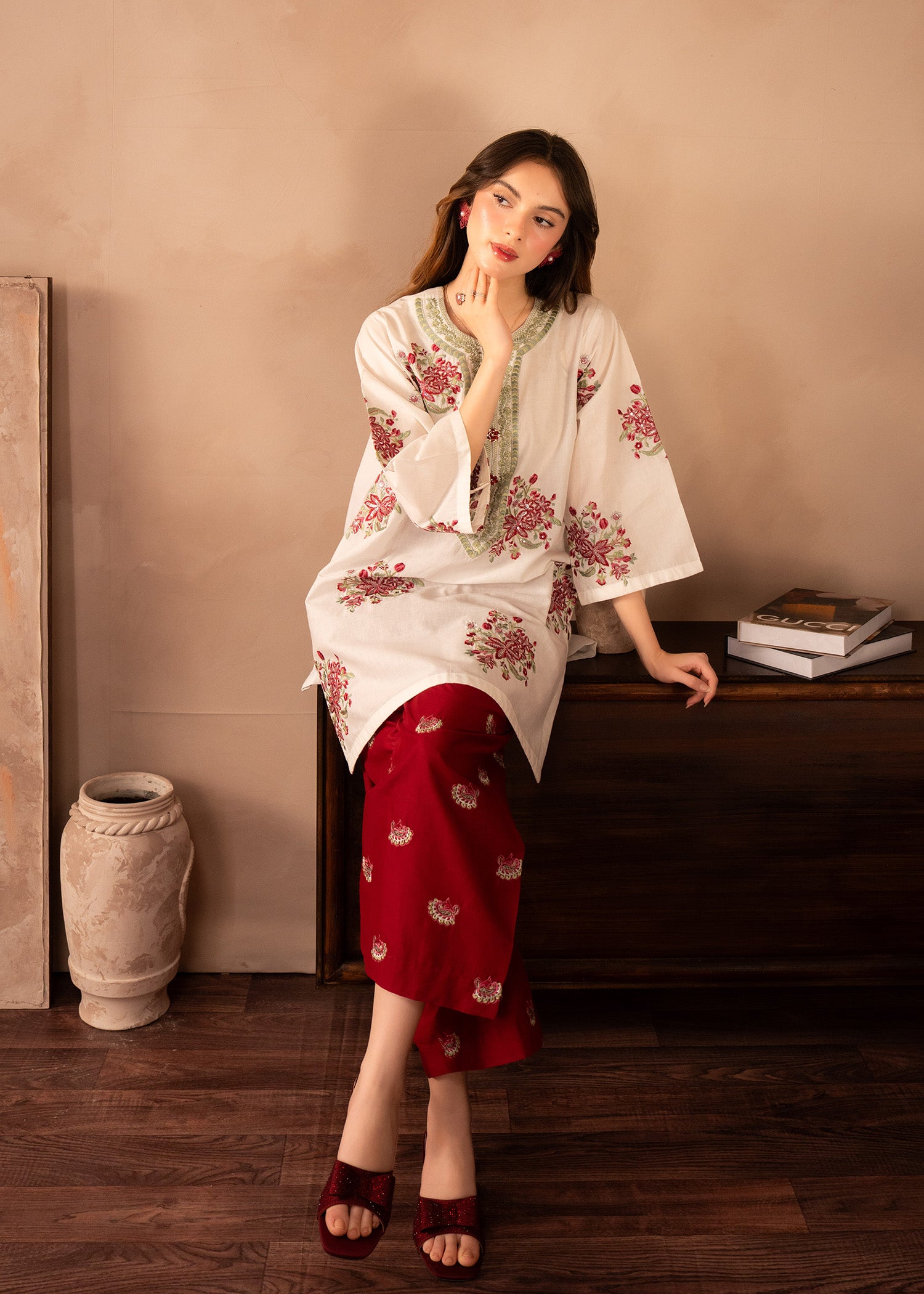 lawn Kurta Set in White, red