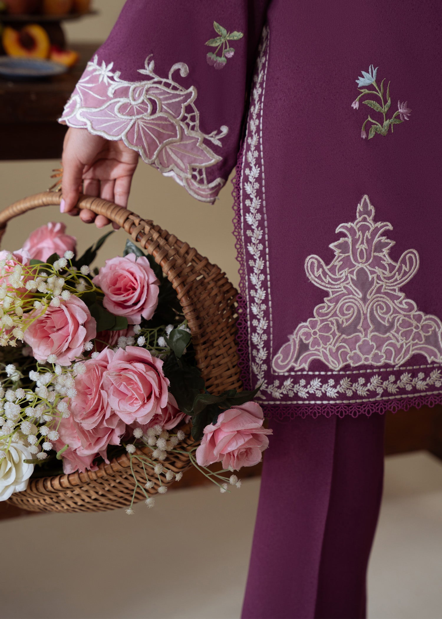 karandi Kurta Set in Mauve