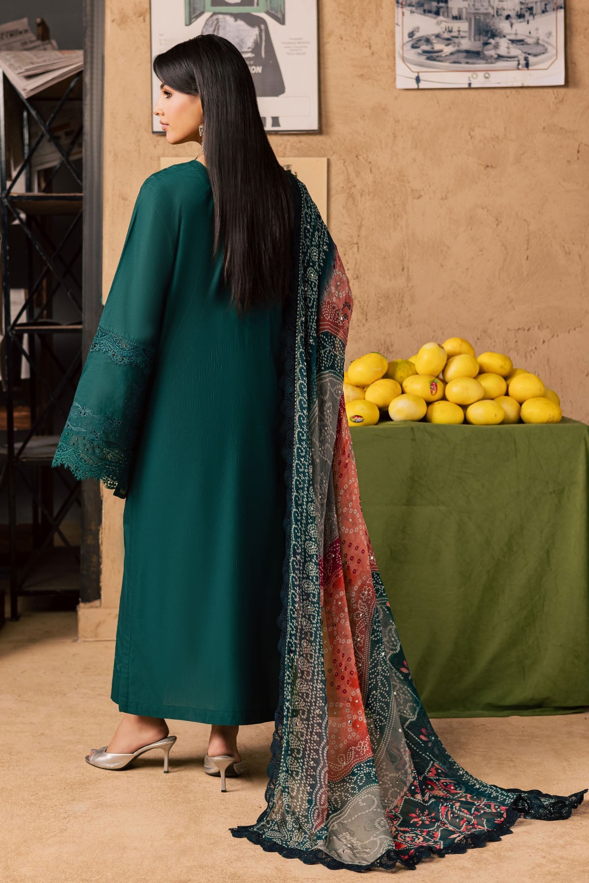 Bazaar Lawn – NE-244