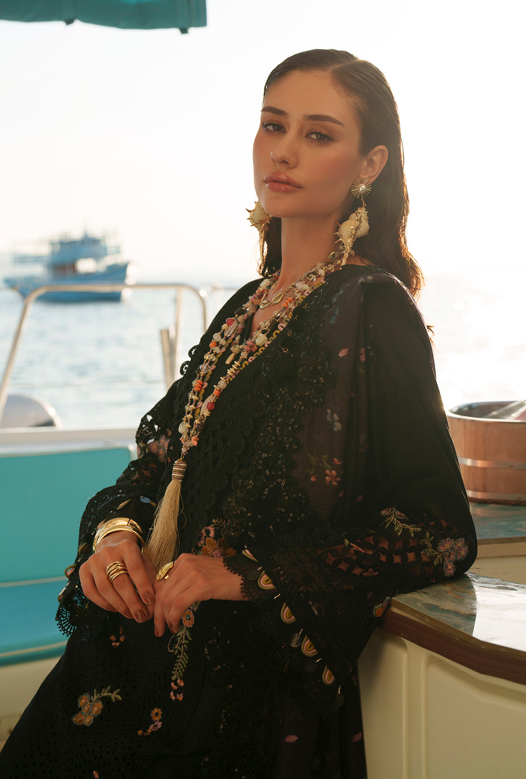 AJR Evara Luxury Lawn – Riela