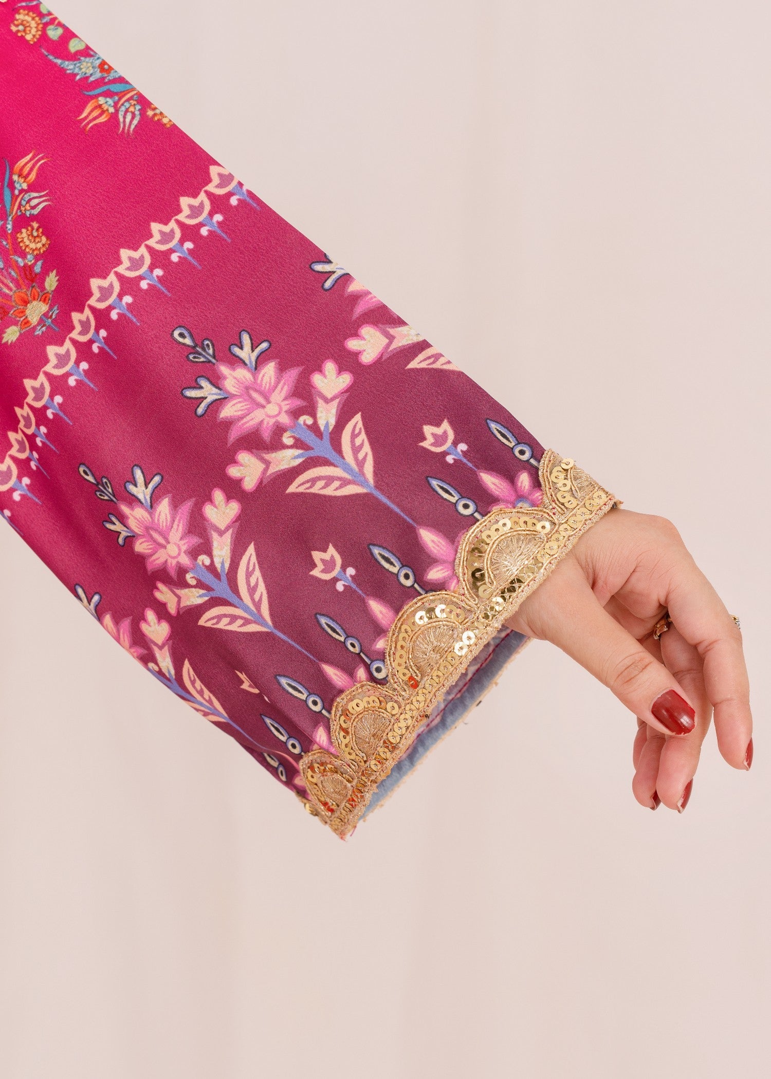 silk crepe Kurta Set in Fuchsia pink