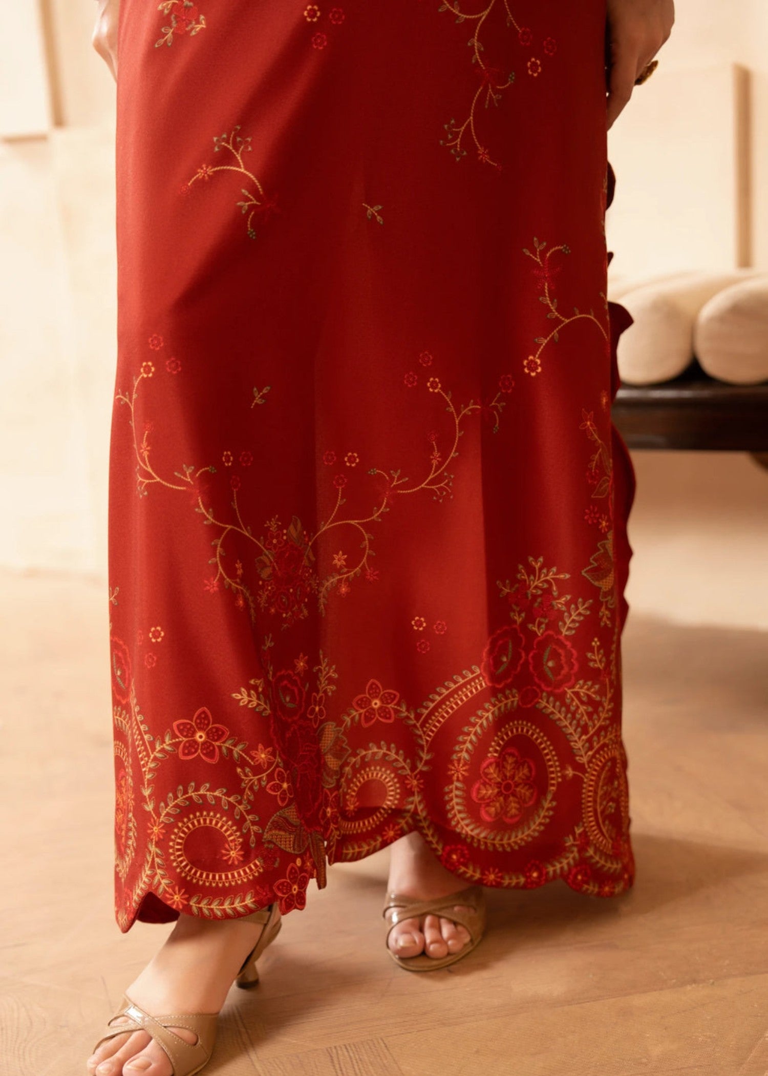 poly lawn Kaftan in Burnt red