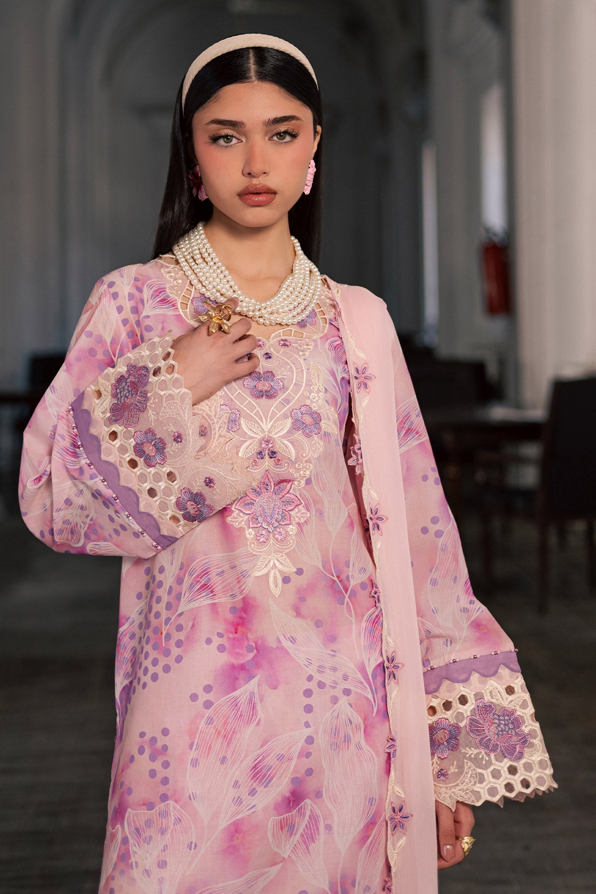 Maya Lawn – NS-165