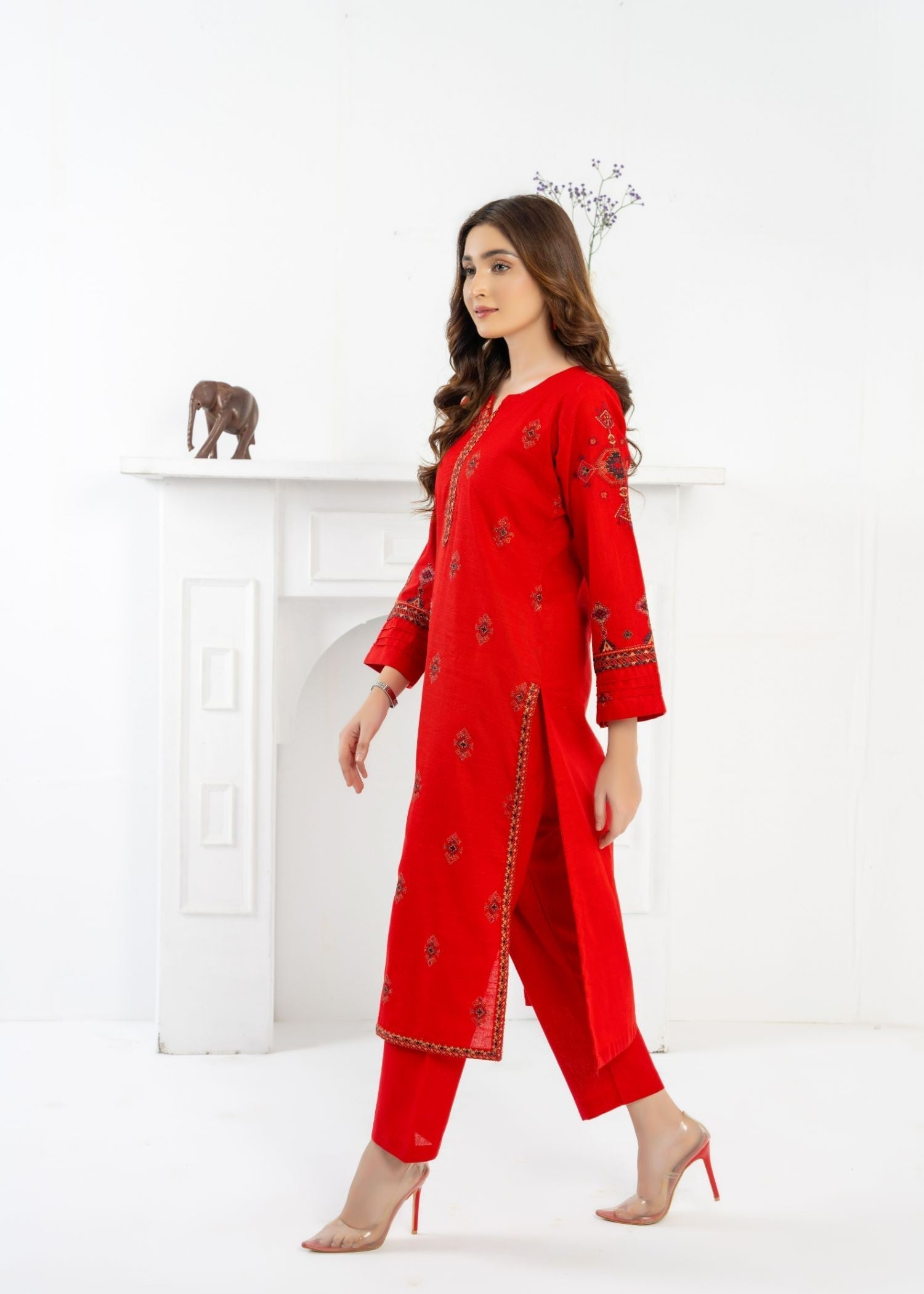 slub khaddar Kurta Set in Red