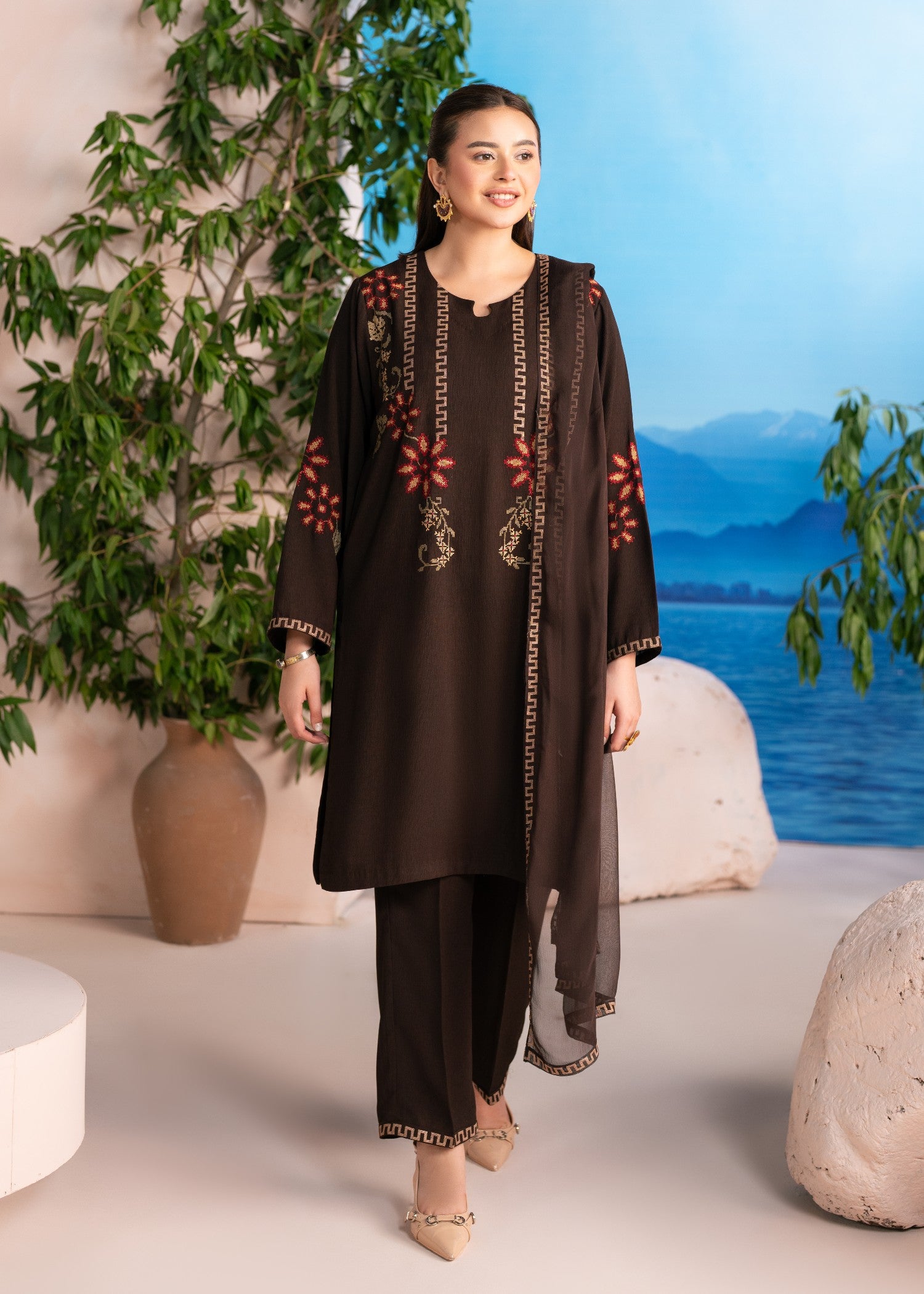 crepe Kurta Set in Coffee brown