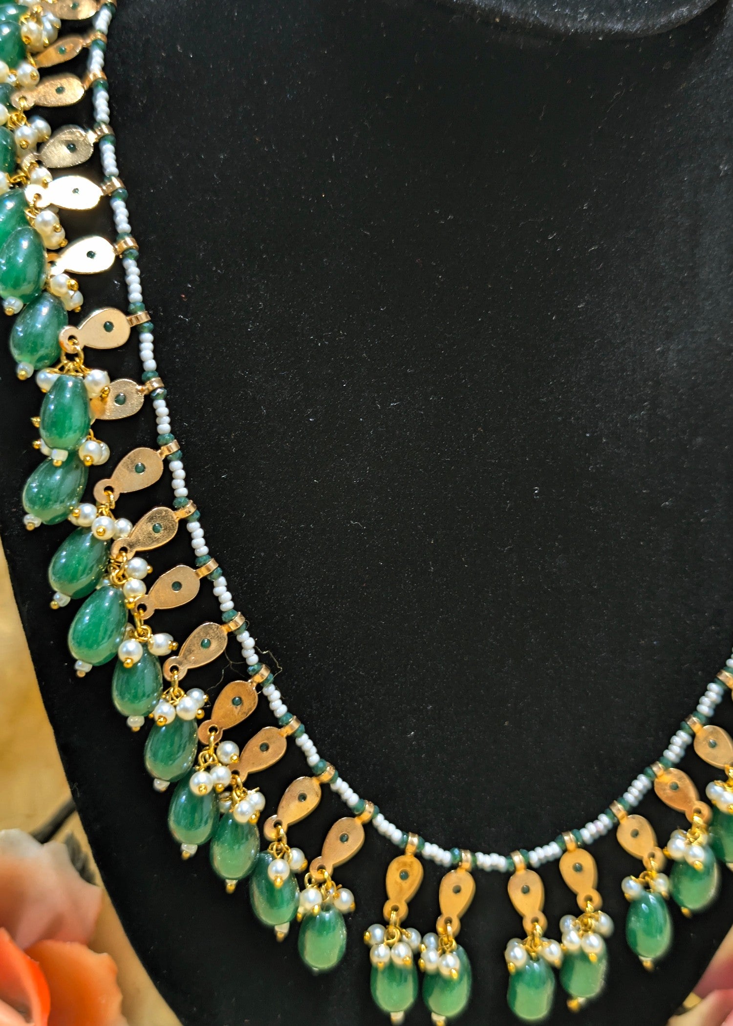 Necklace in Emerald green Color by - Trendy Women Necklace SPF2336