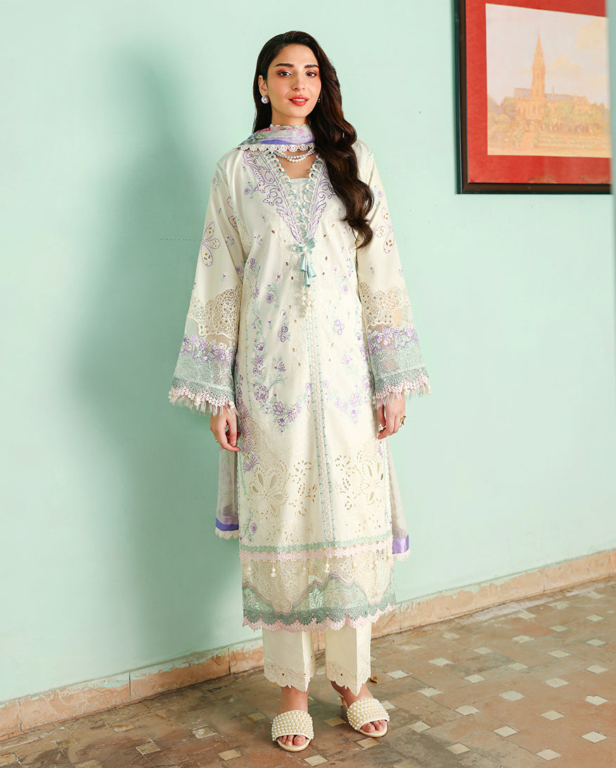 Reveire Lawn – Celestia
