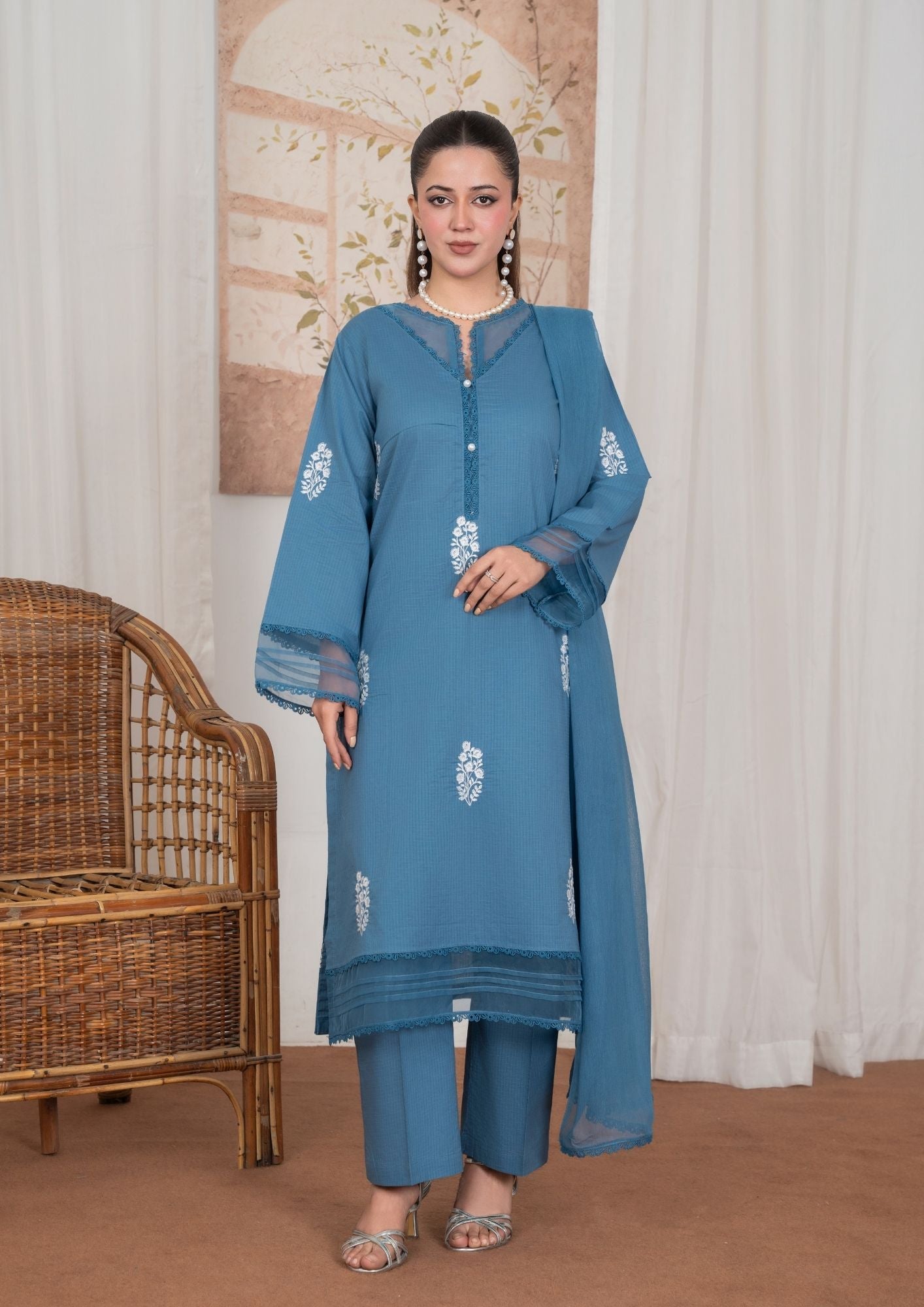 textured lawn Kurta Set in Pacific blue