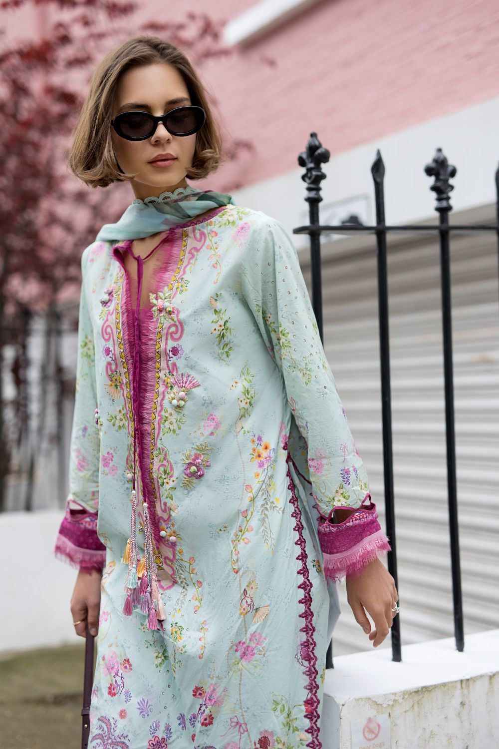 Lawn Prints – Design 7A