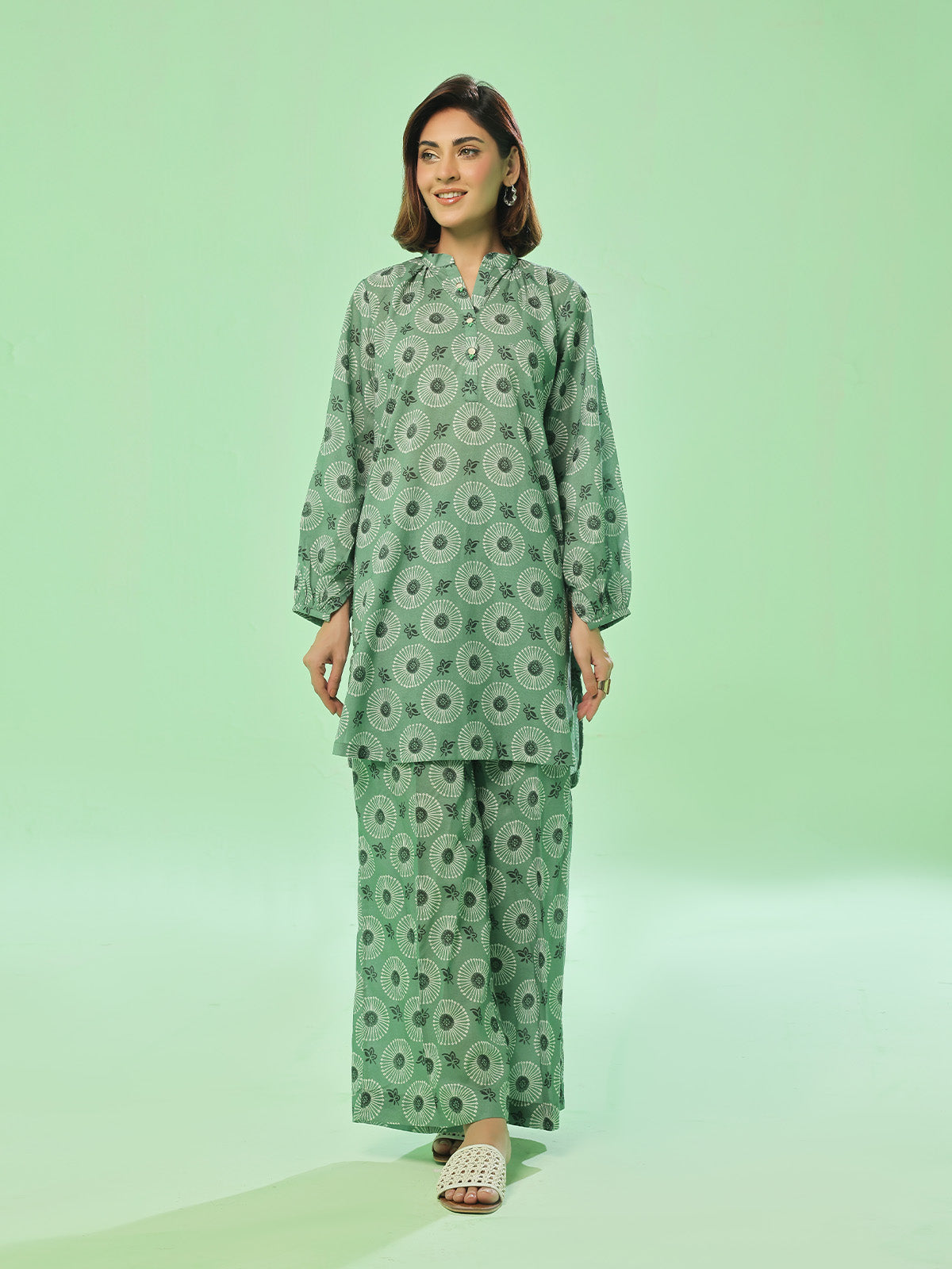 zari lawn Unstitched in Lawn green