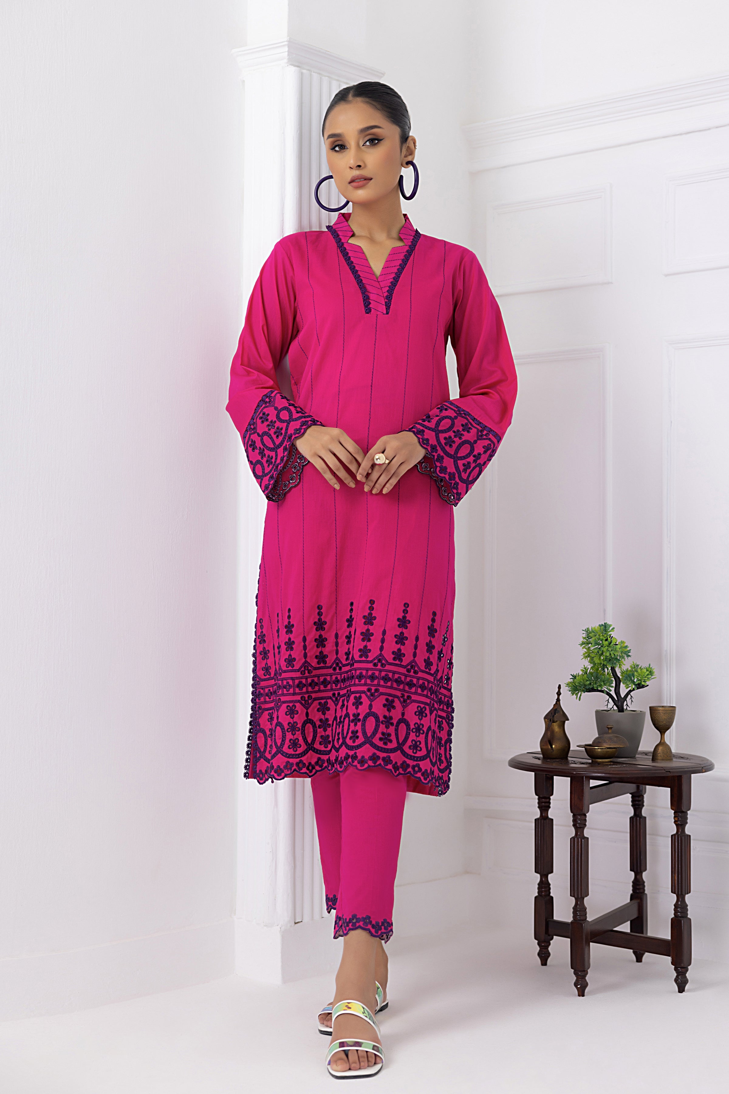 cambric Kurta Set in Magenta