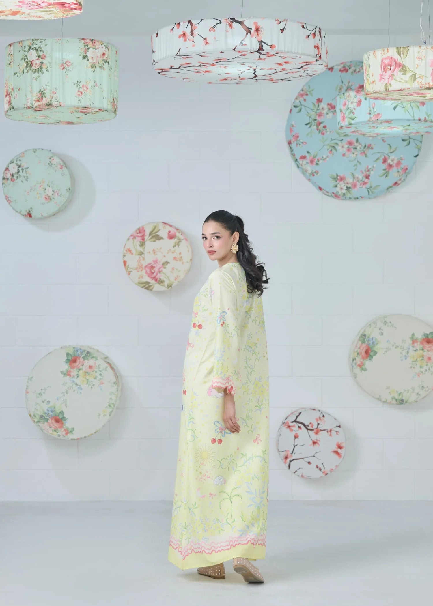 raw silk Kaftan in Light yellow