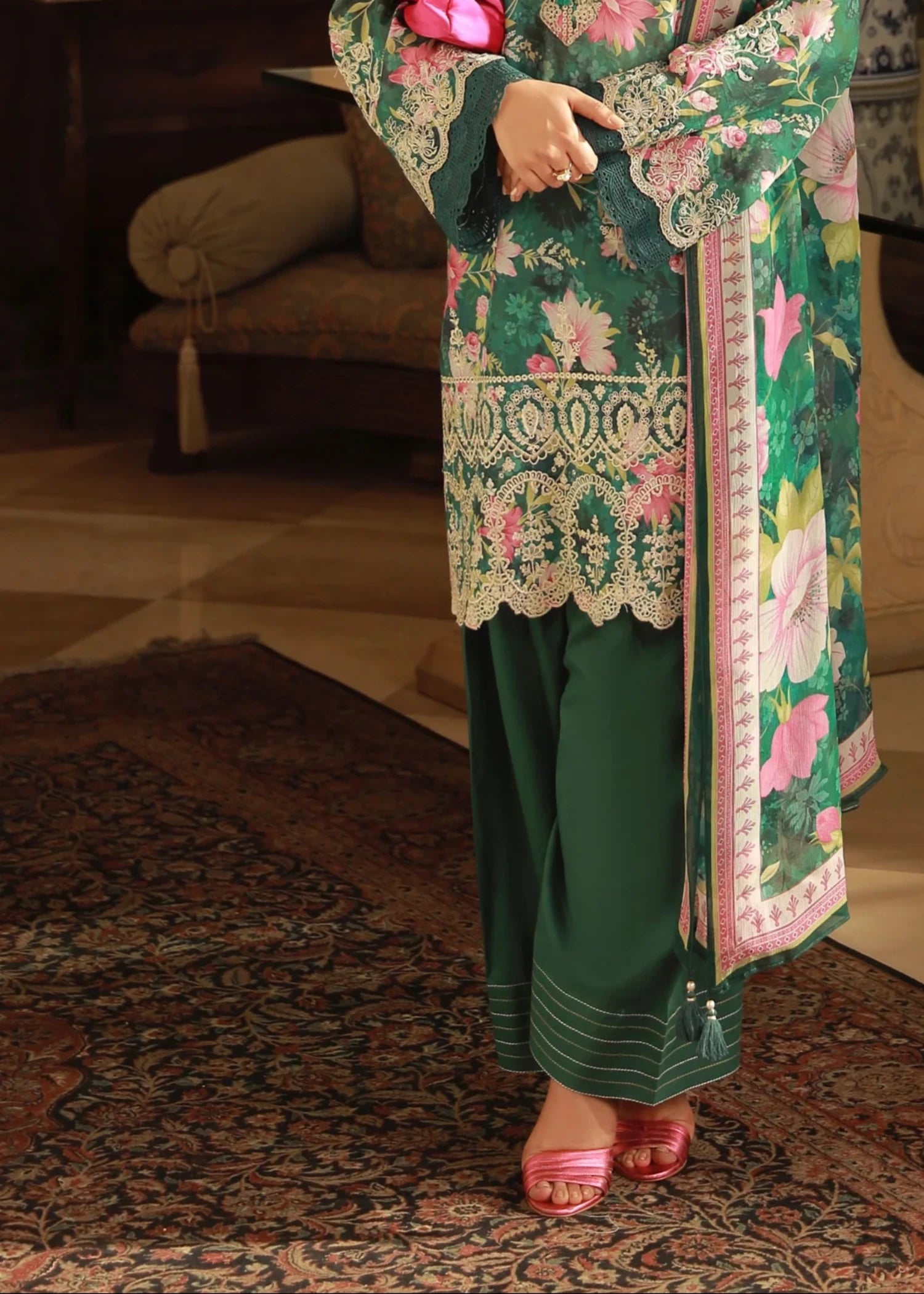 bemberg crinkle chiffon Unstitched in Green