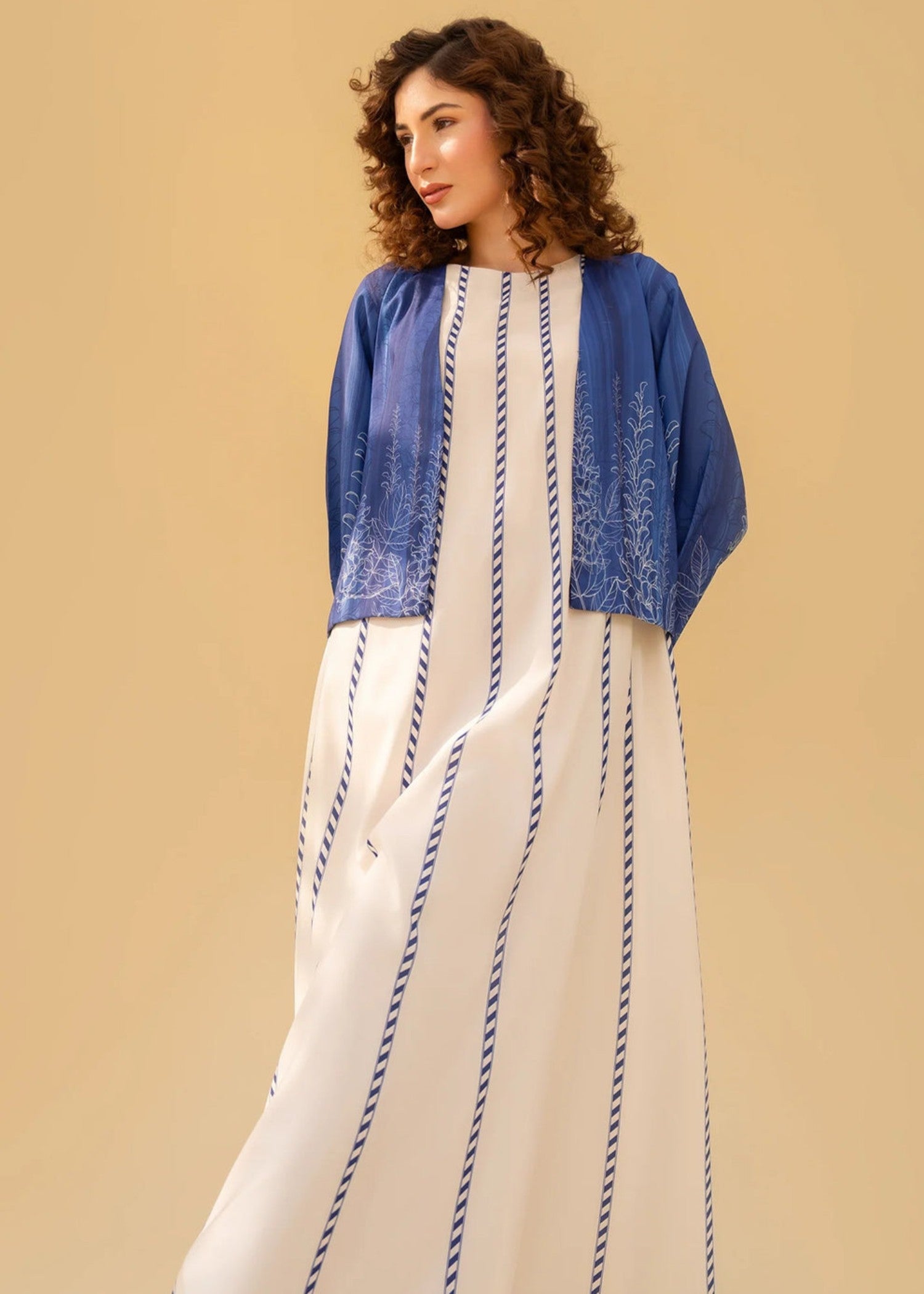 blended cambric Maxi in Pearl white